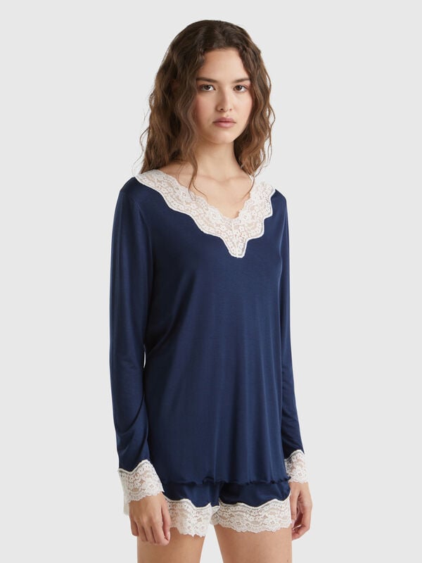 Top with lace detail Women