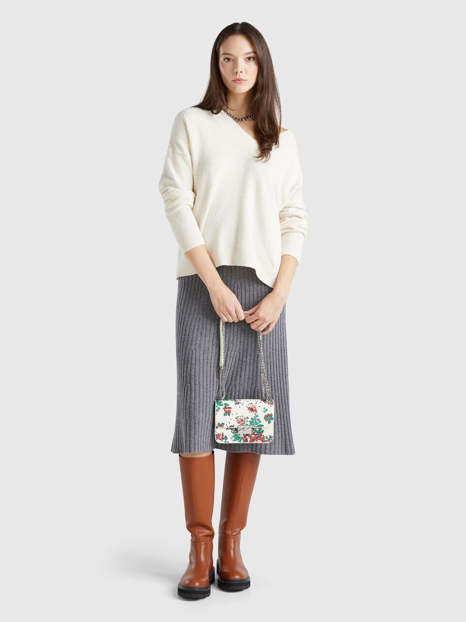 V NECK SWEATER L/S Women image number null