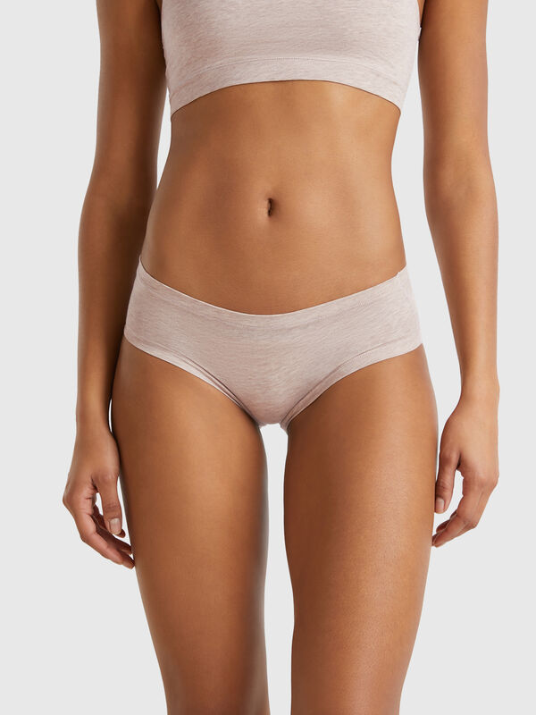Underwear in super stretch cotton. Women