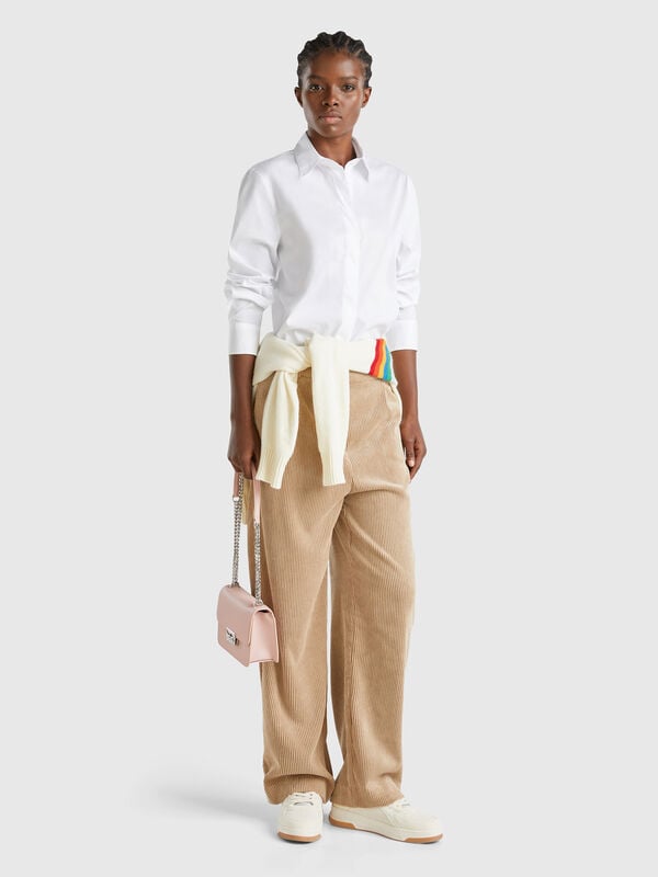 Trousers in corduroy Women