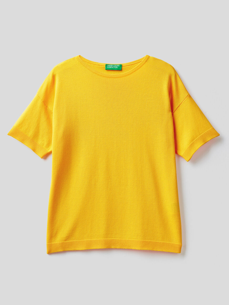 Short sleeve sweater image number 1