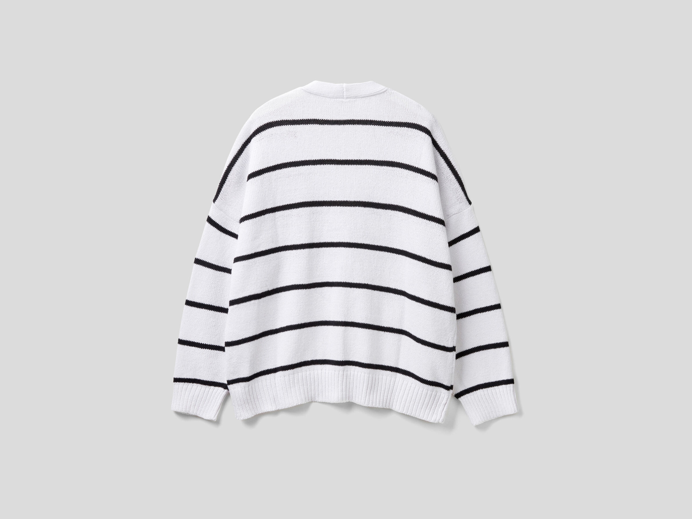 Striped cardigan with buttons image number 5