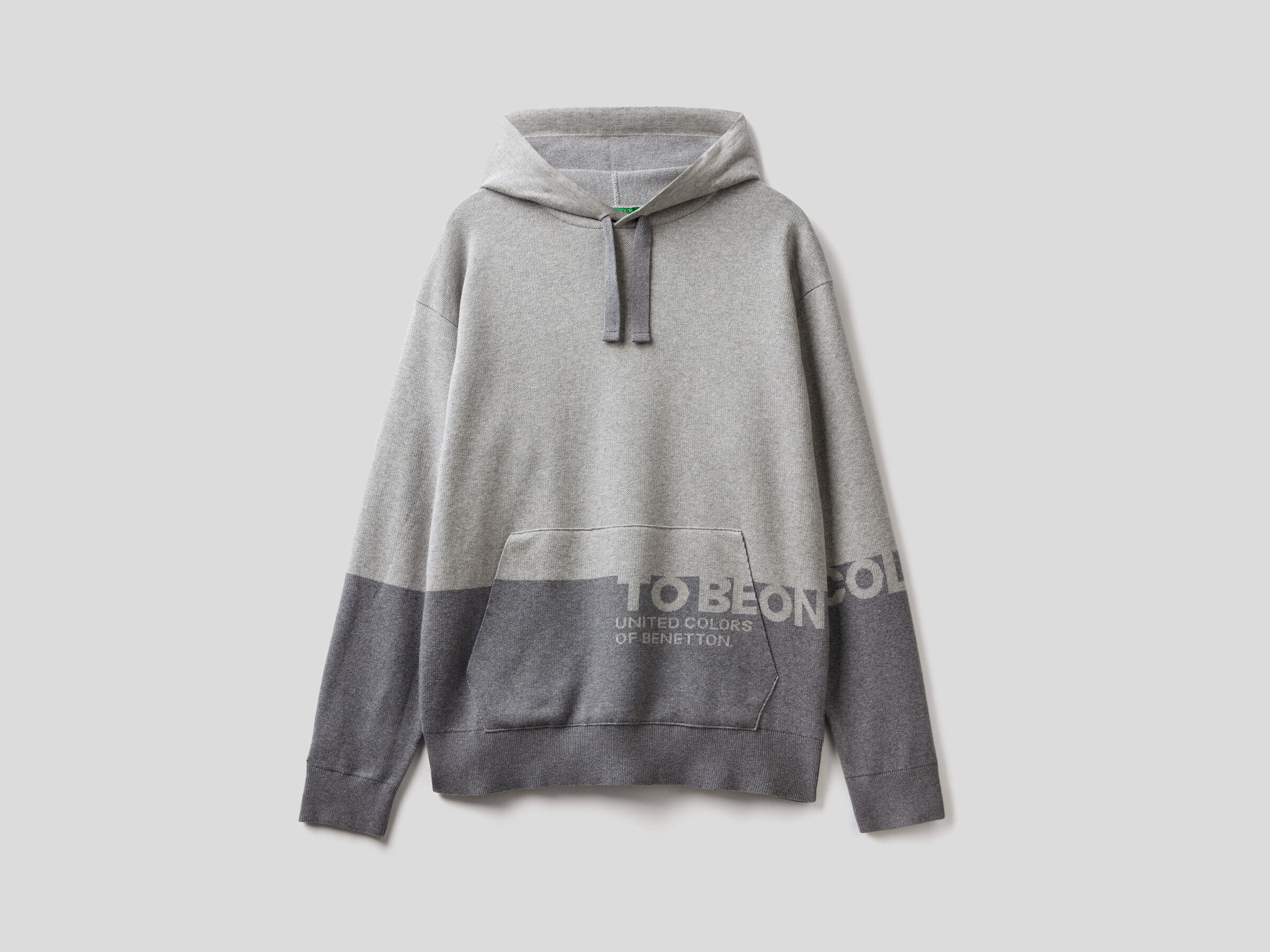 Hoodie image number 4