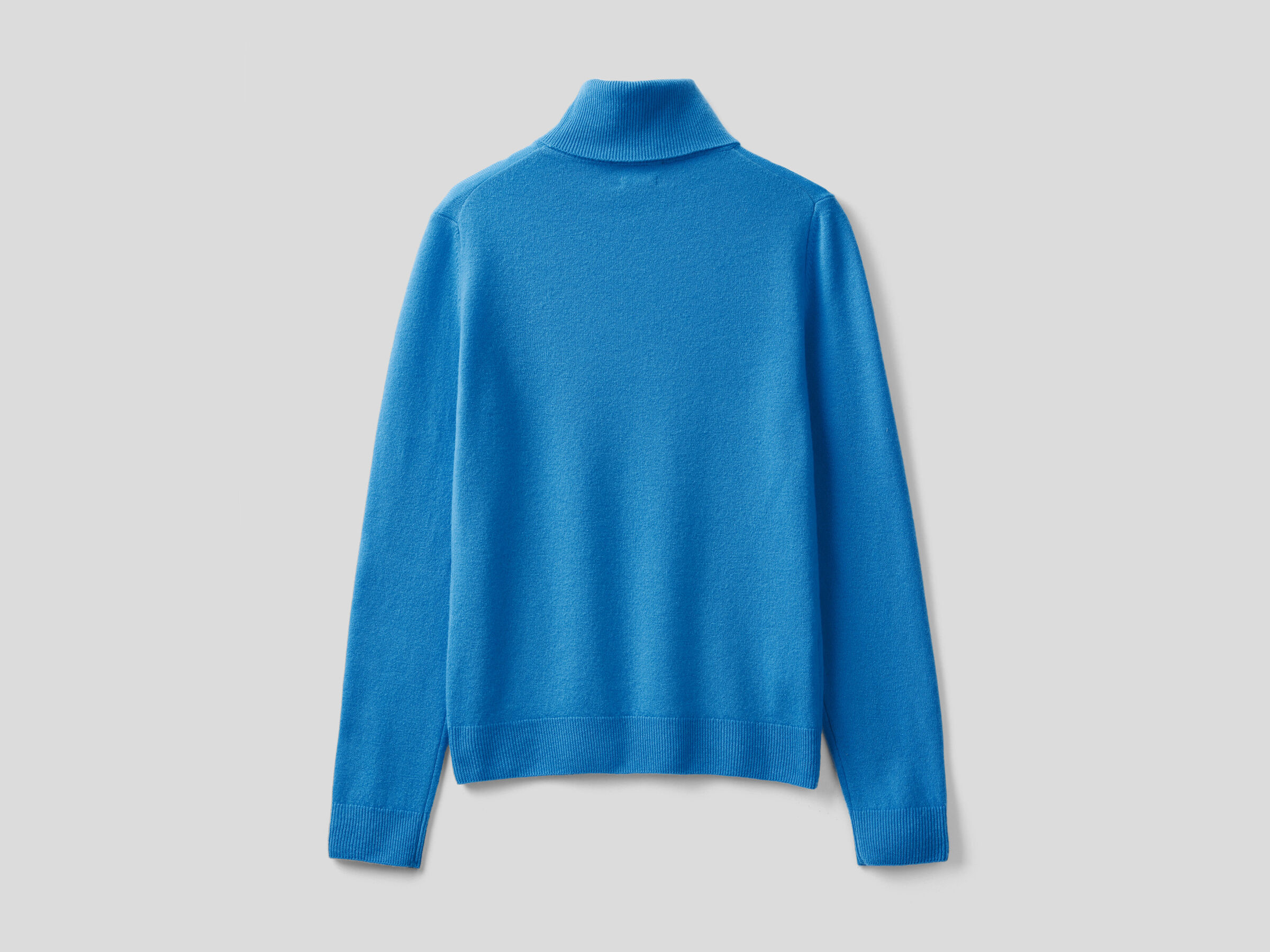 Turtleneck sweater in pure virgin wool image number 5