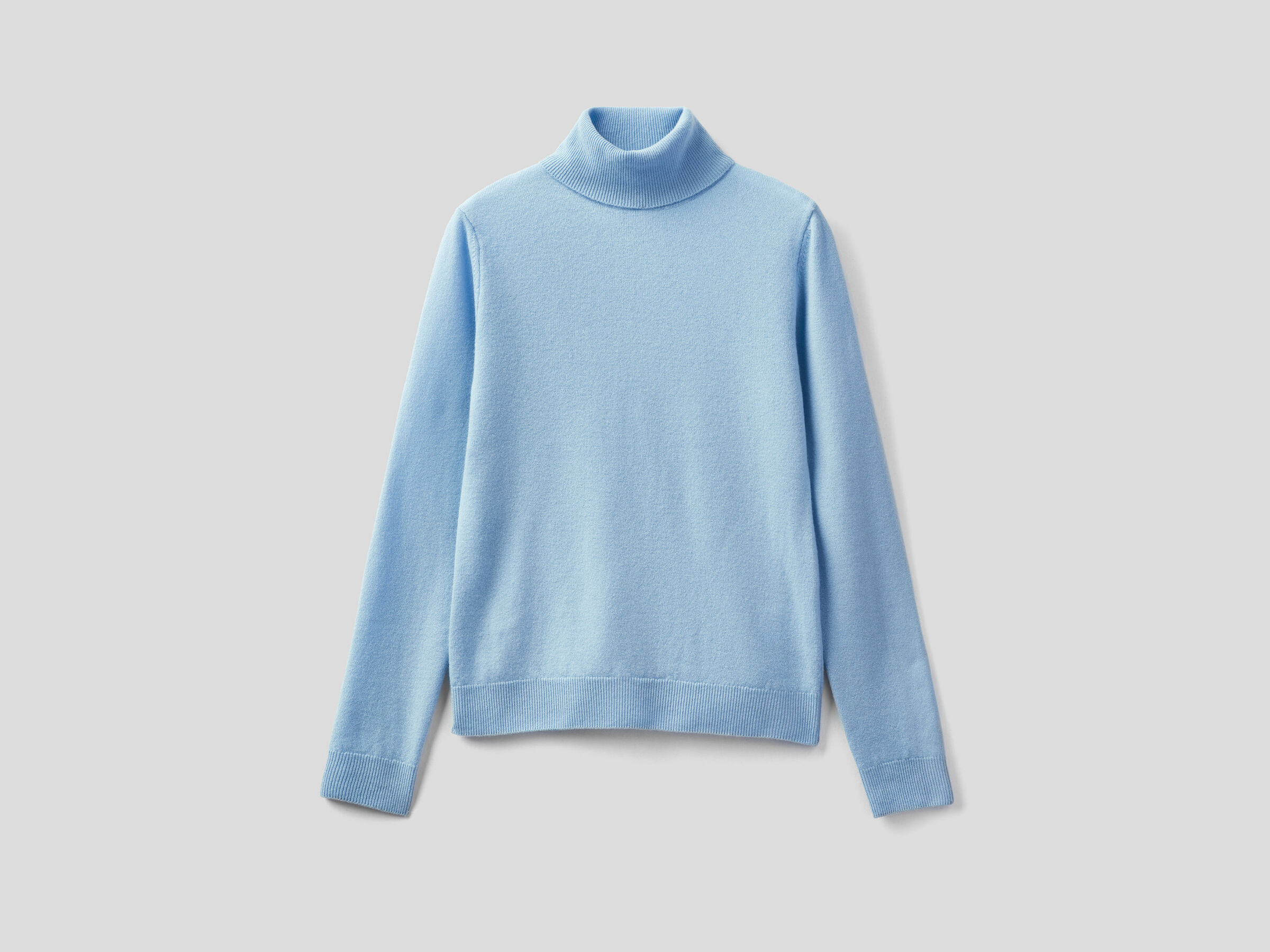 Turtleneck sweater in pure virgin wool image number 5