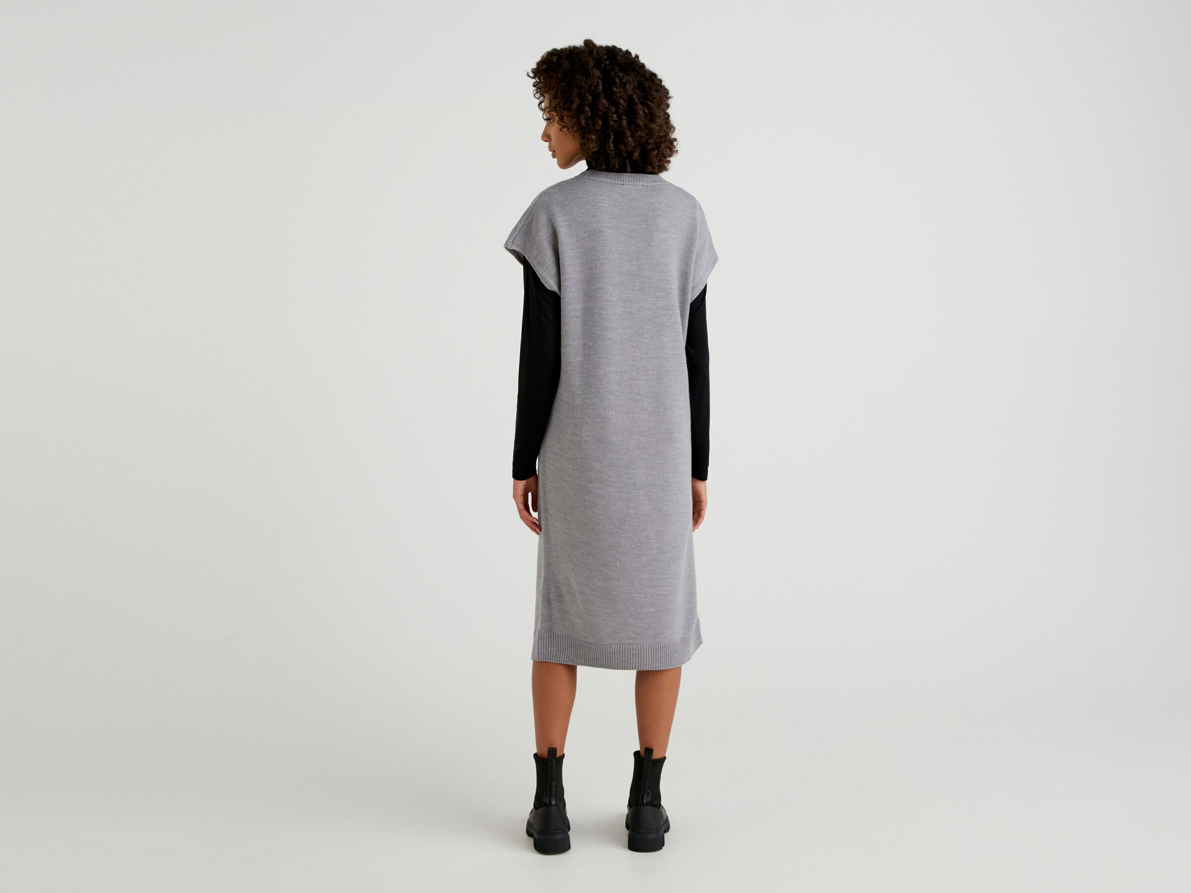 Midi dress in wool blend image number 2