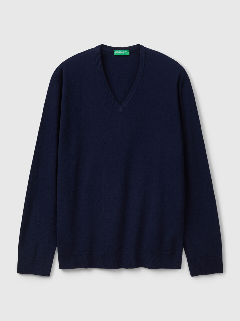 V NECK SWEATER L/S Men image number 1