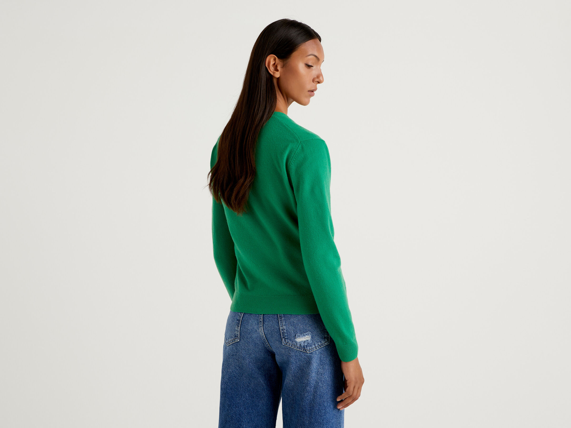 V-neck cardigan in pure virgin wool image number 2