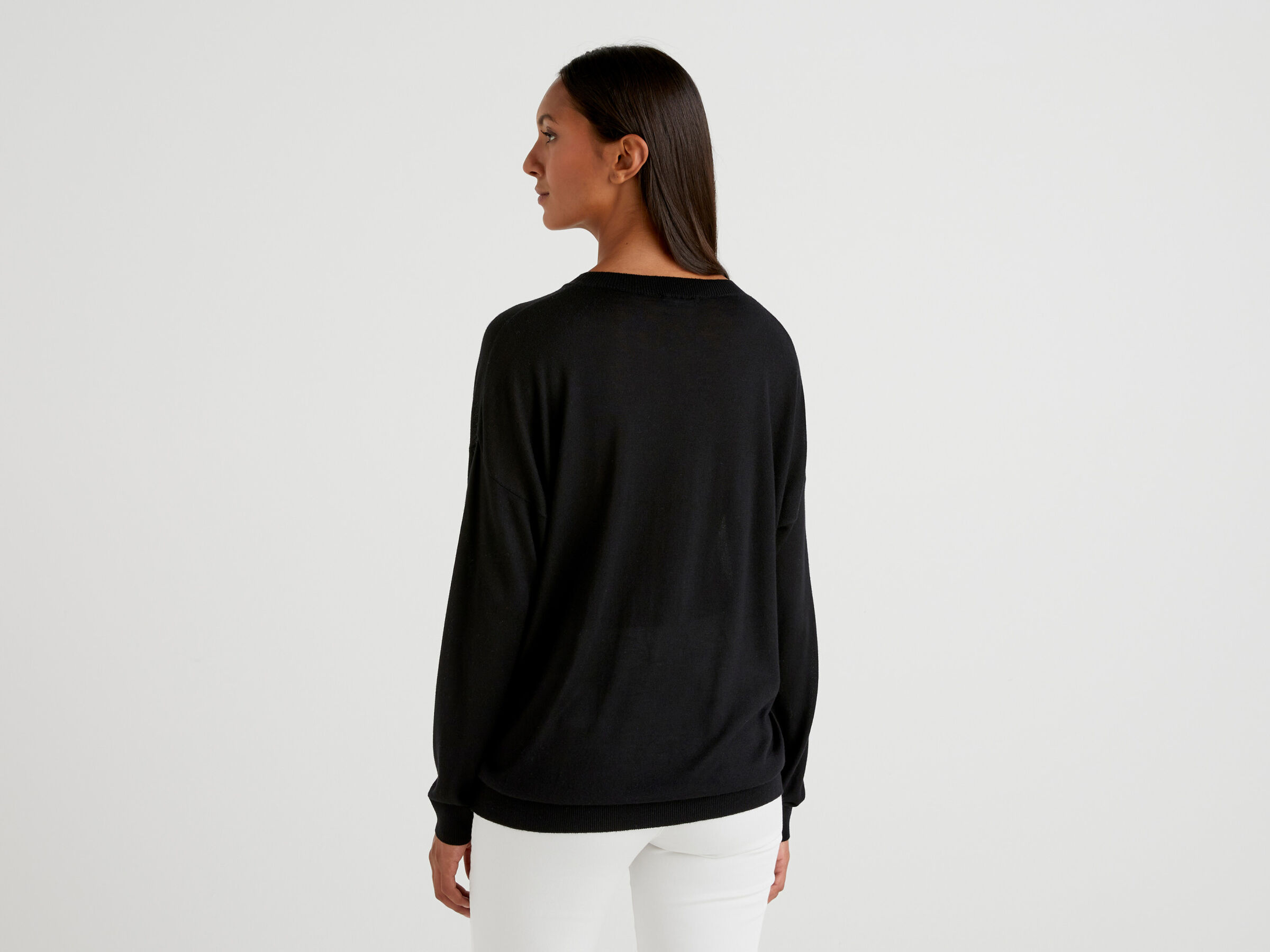 Relaxed boxy fit sweater image number 2