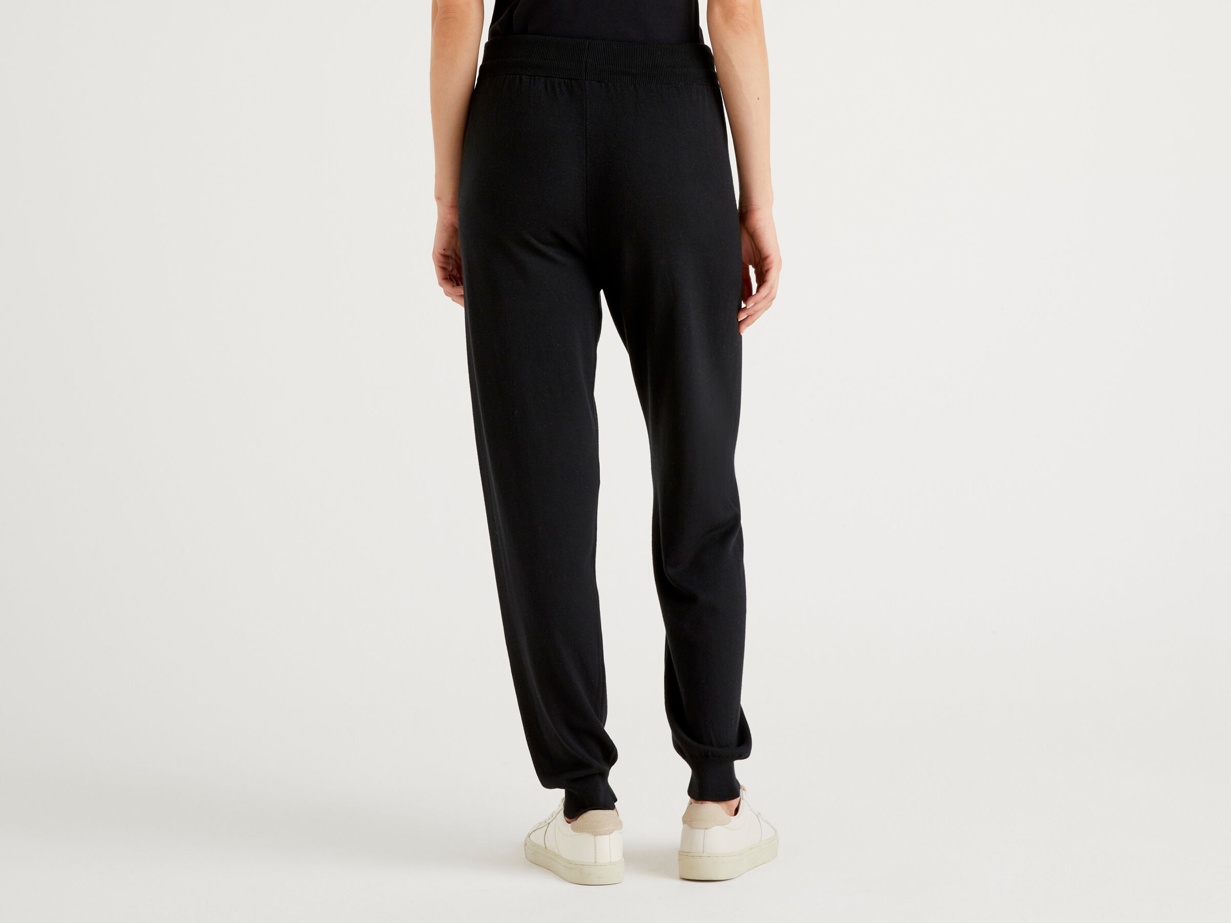 Tricot trousers with drawstring image number 2
