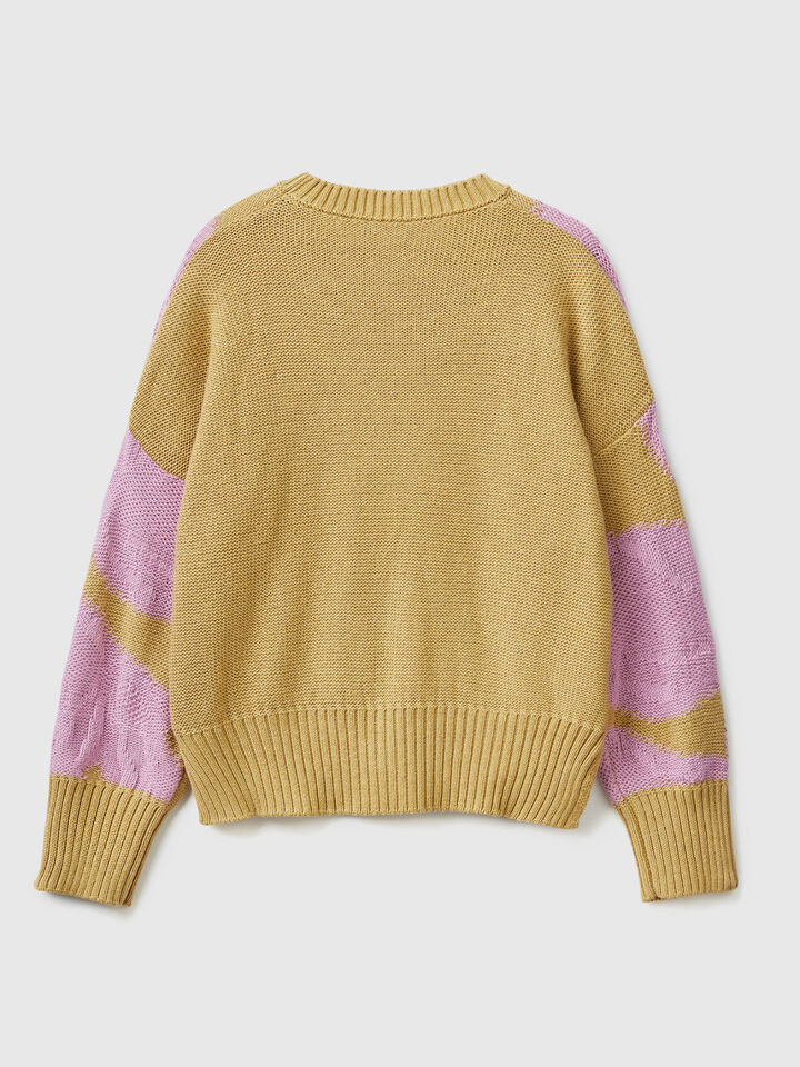 Sweater with floral inlay image number 2