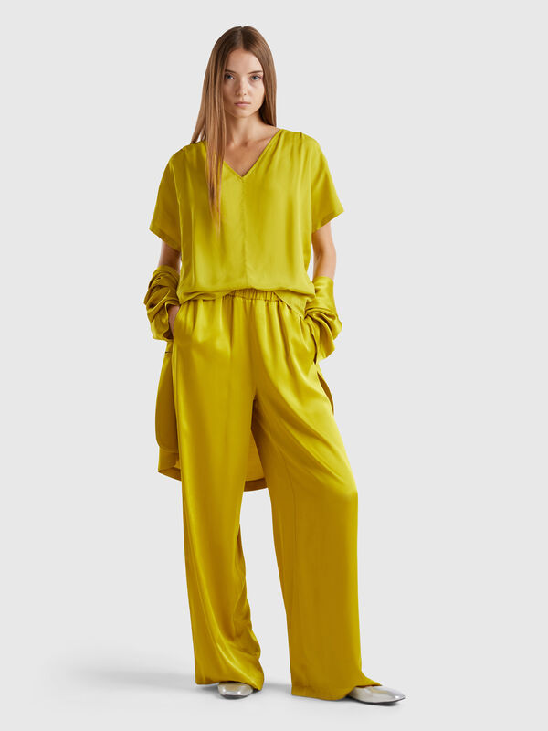 Wide trousers in 100% viscose Women