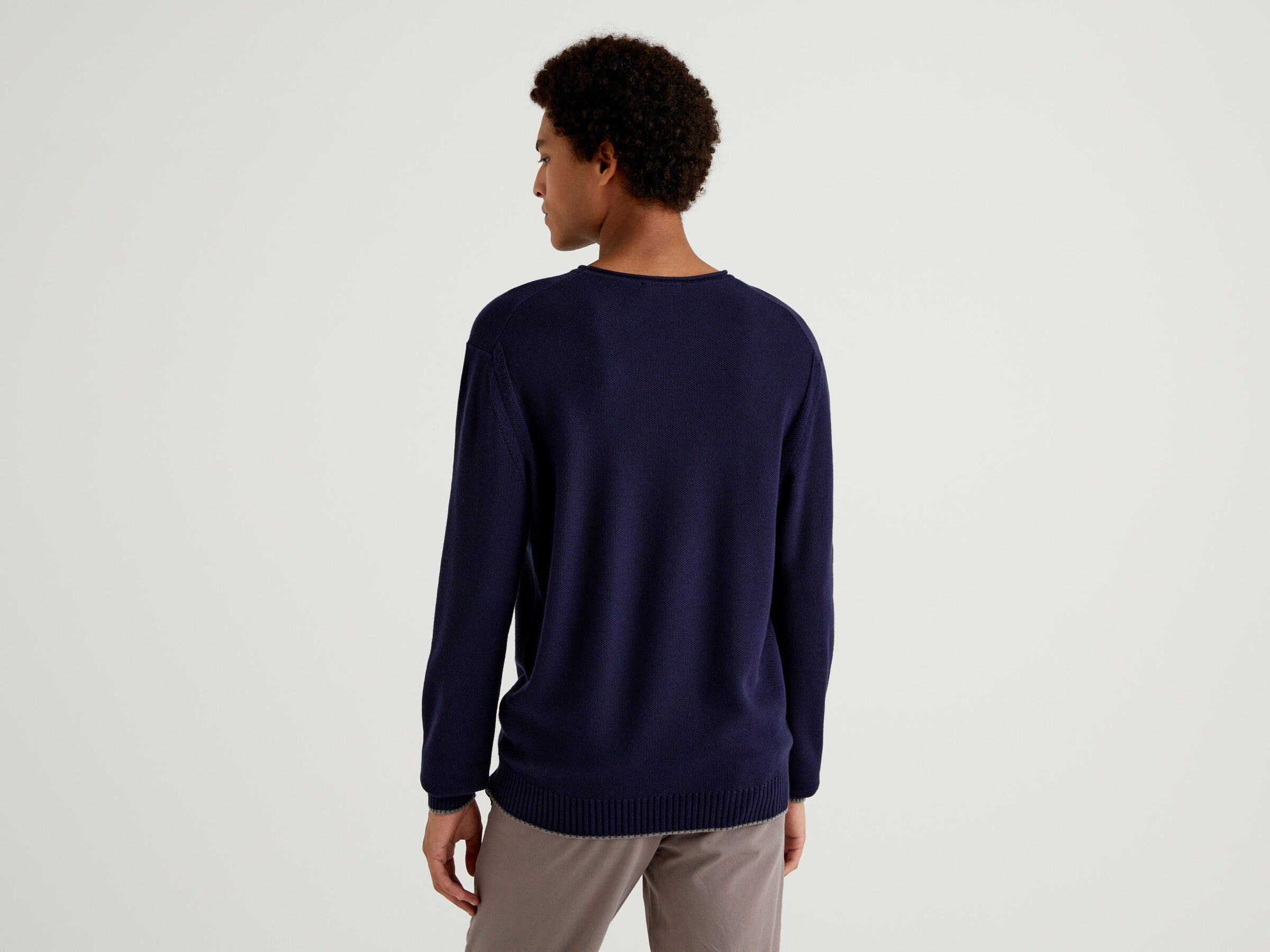 Crew neck sweater in cotton blend image number 2