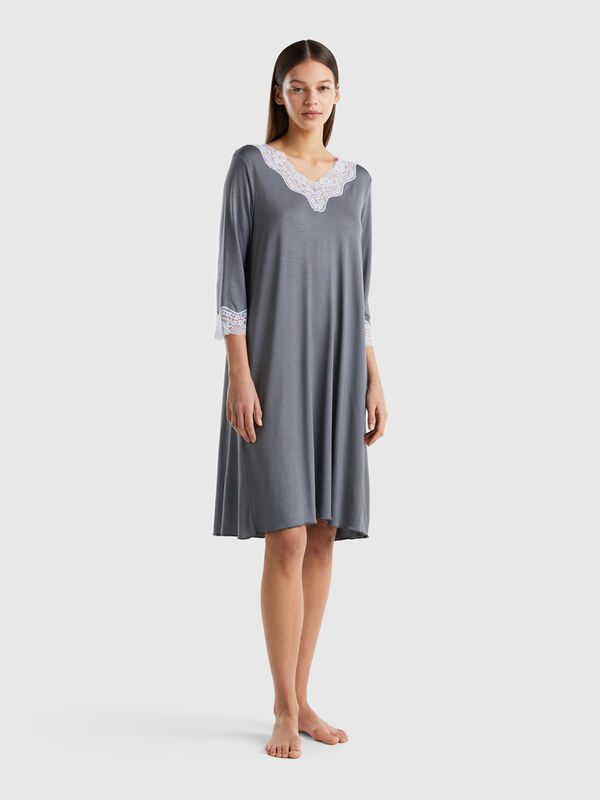 Nightshirt with lace details Women