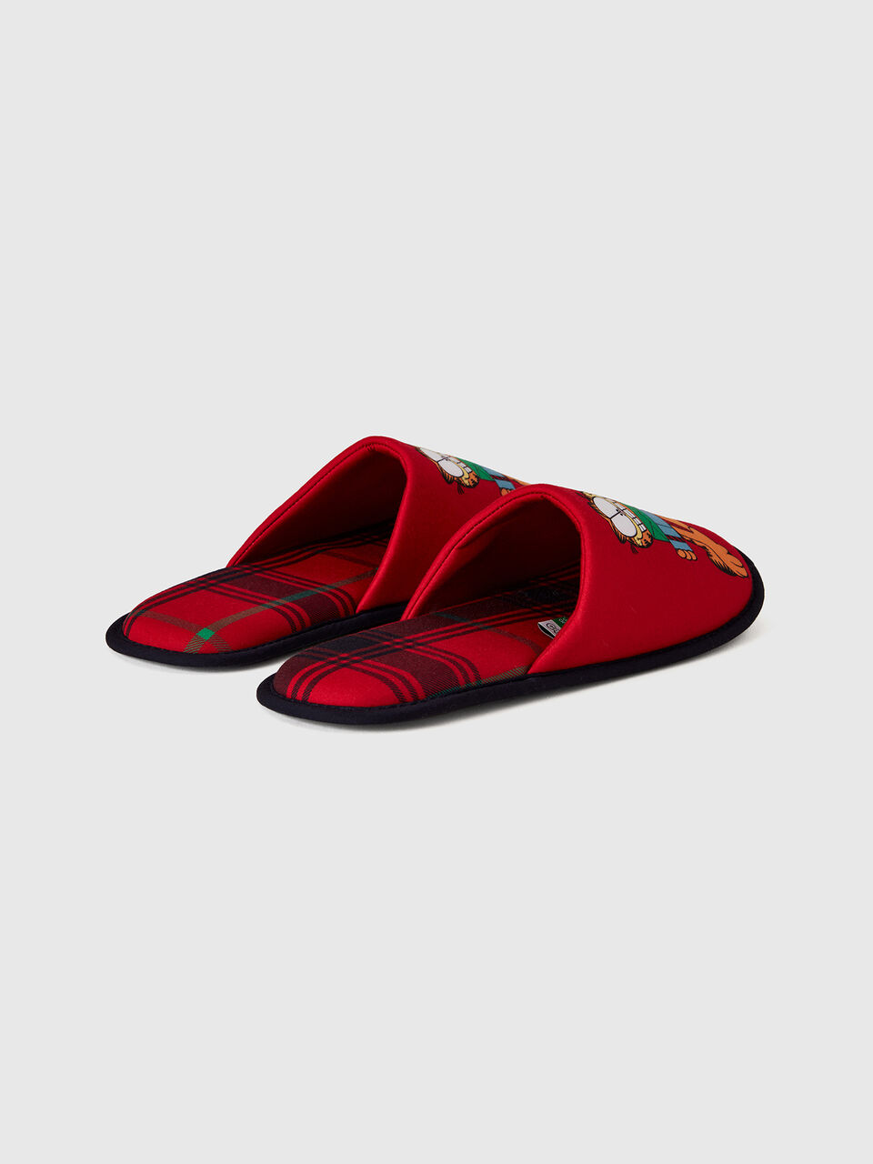 SLIPPERS image number 2