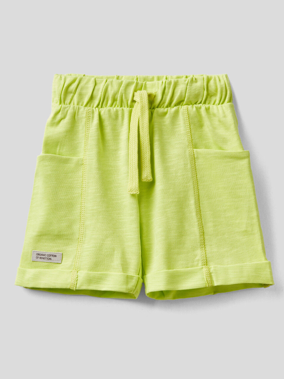 Shorts in organic cotton