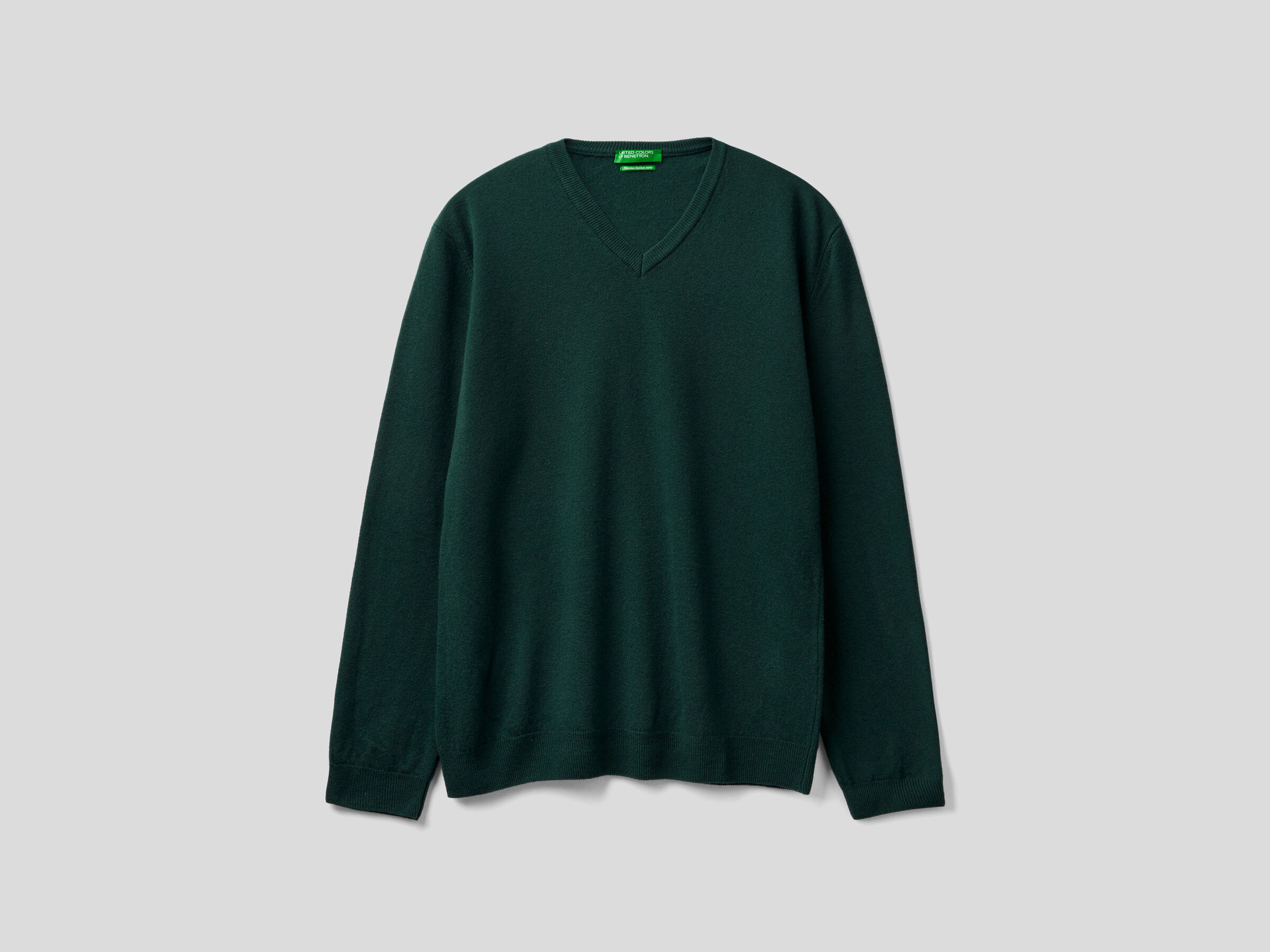 V-neck sweater in pure virgin wool image number 4
