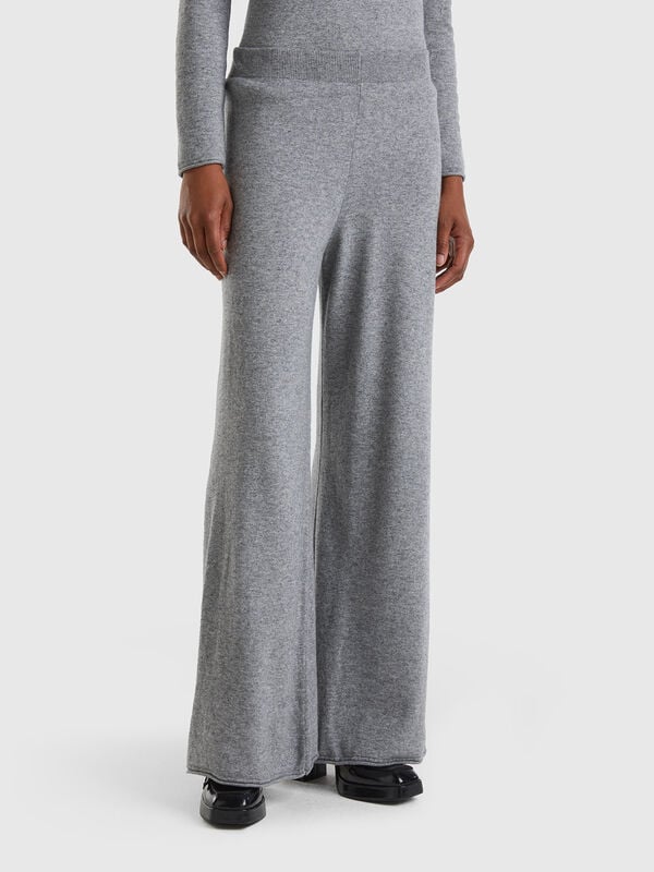 Light gray wide leg trousers in cashmere and wool blend Light gray wide leg trousers in cashmere and wool blend Women