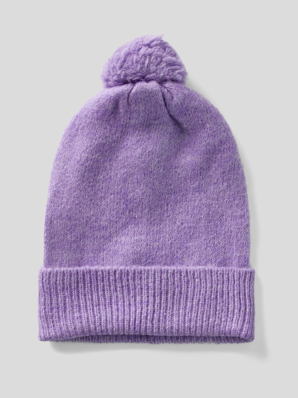 Hat with pom pom image number 1