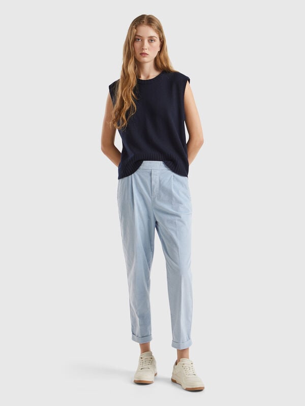 Chinos in velvet with stretch waist Women