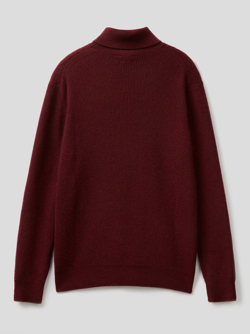 Turtleneck in cashmere blend image number 2