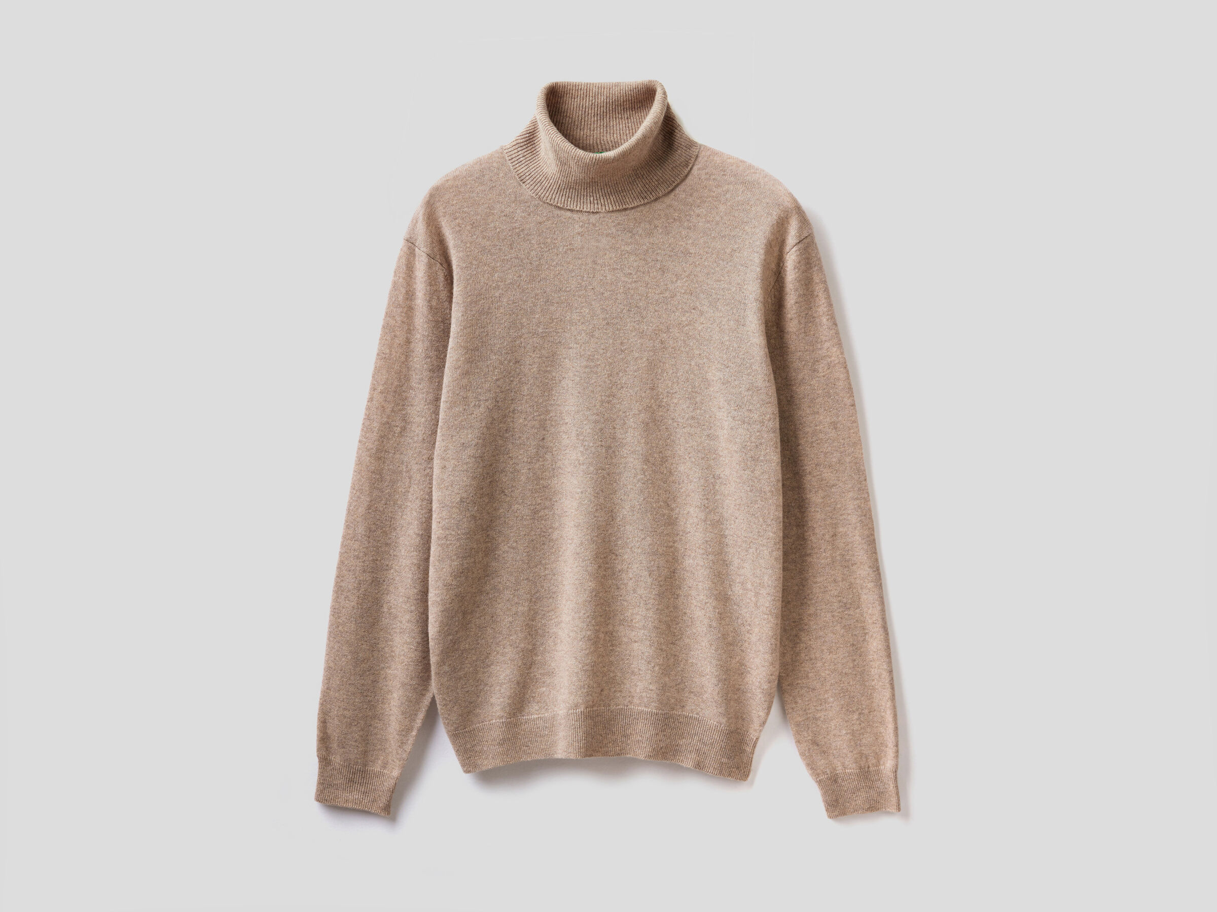 Turtleneck in pure virgin wool image number 5