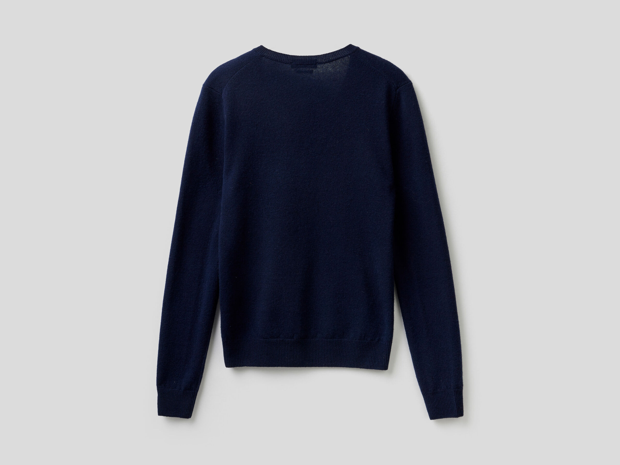 V-neck sweater in pure virgin wool image number 6