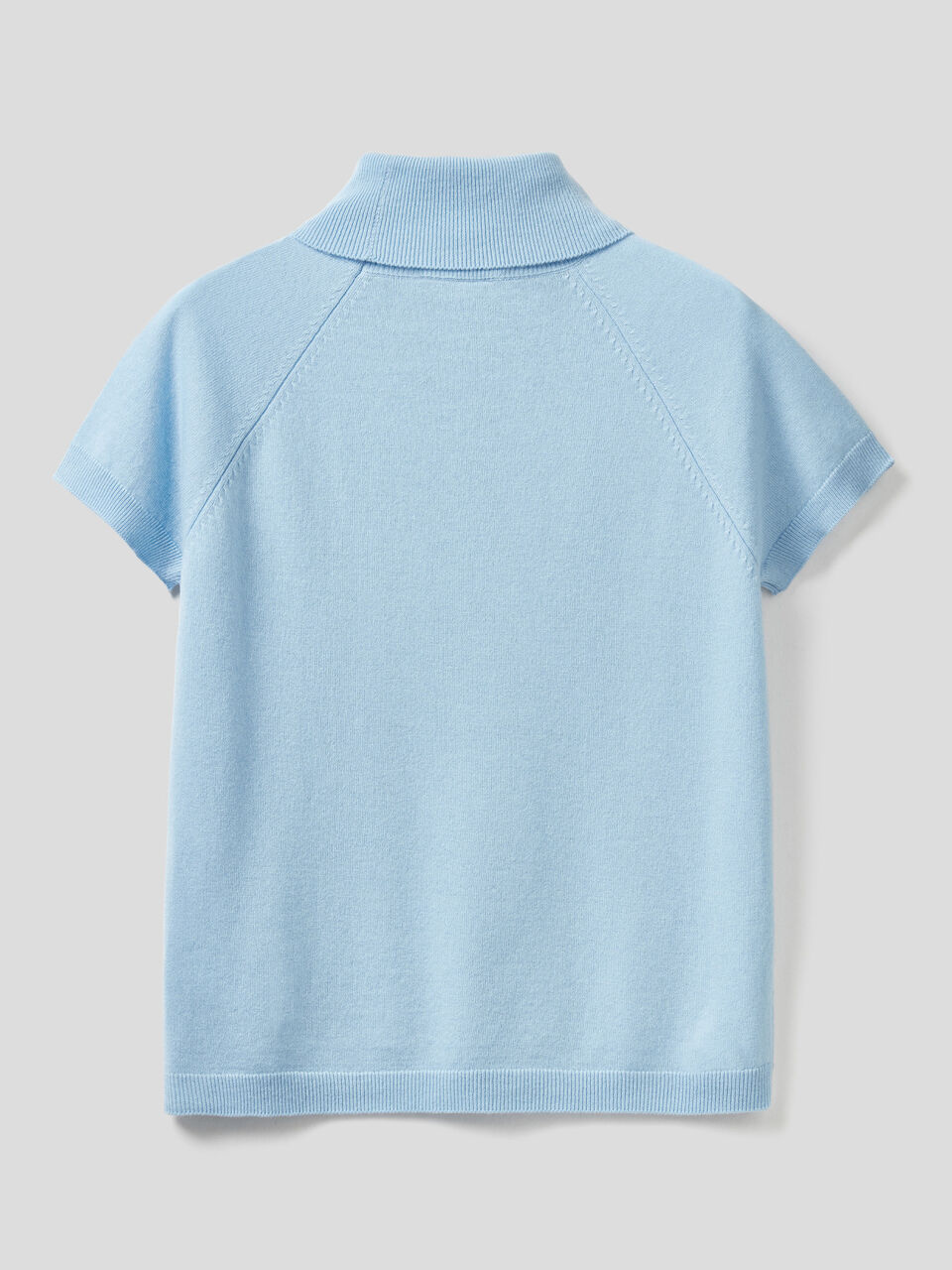 Short sleeve turtleneck image number 2