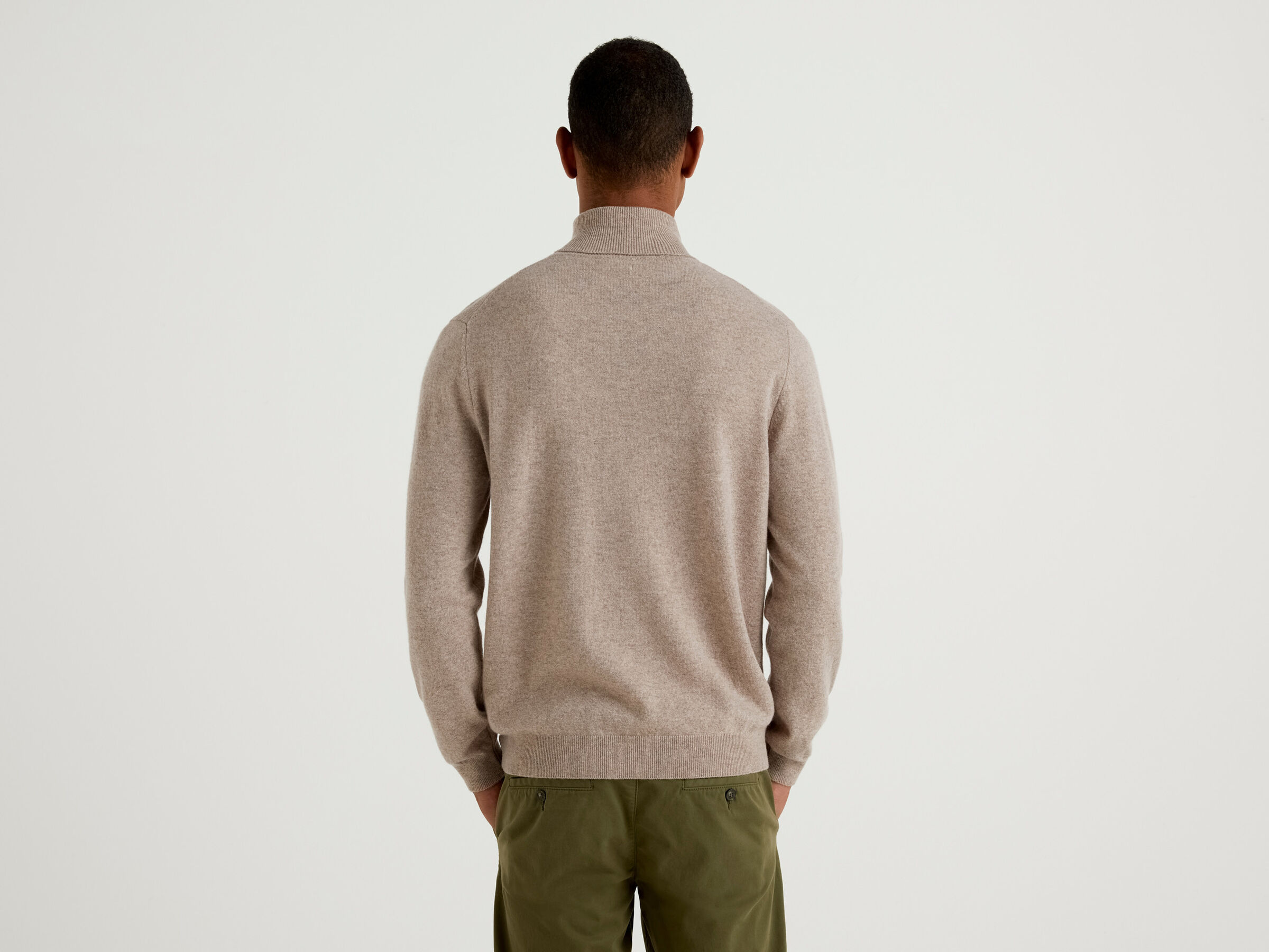 Turtleneck in pure virgin wool image number 2
