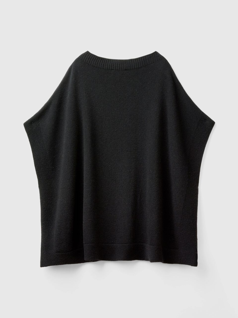 CAPE Women image number 2