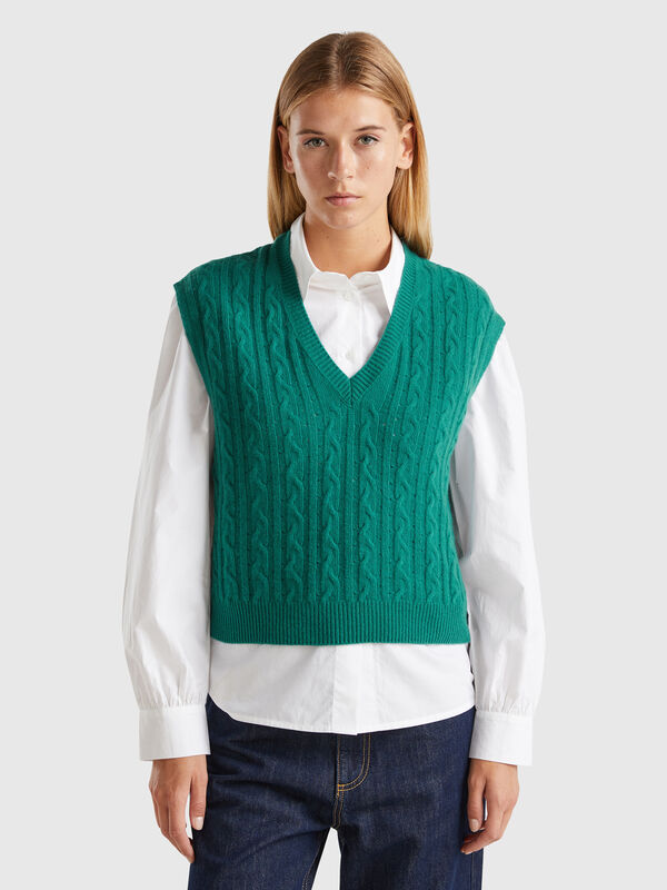 Boxy fit vest with cable knit and perforations Women