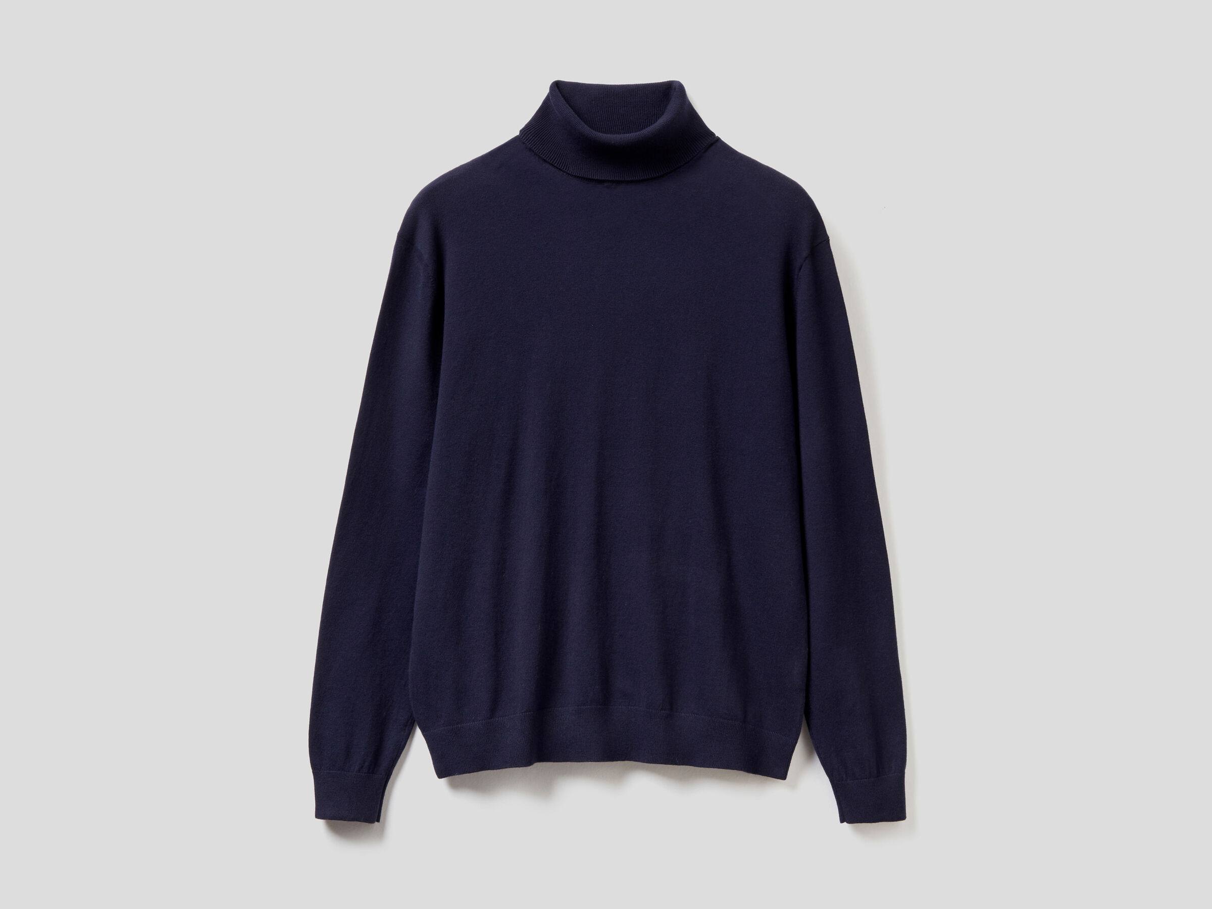 Turtleneck in lightweight cotton blend image number 4
