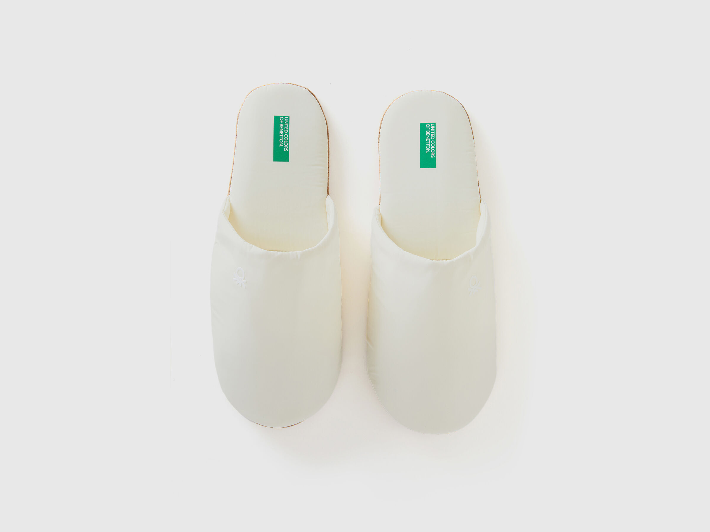 SLIPPERS image number 3