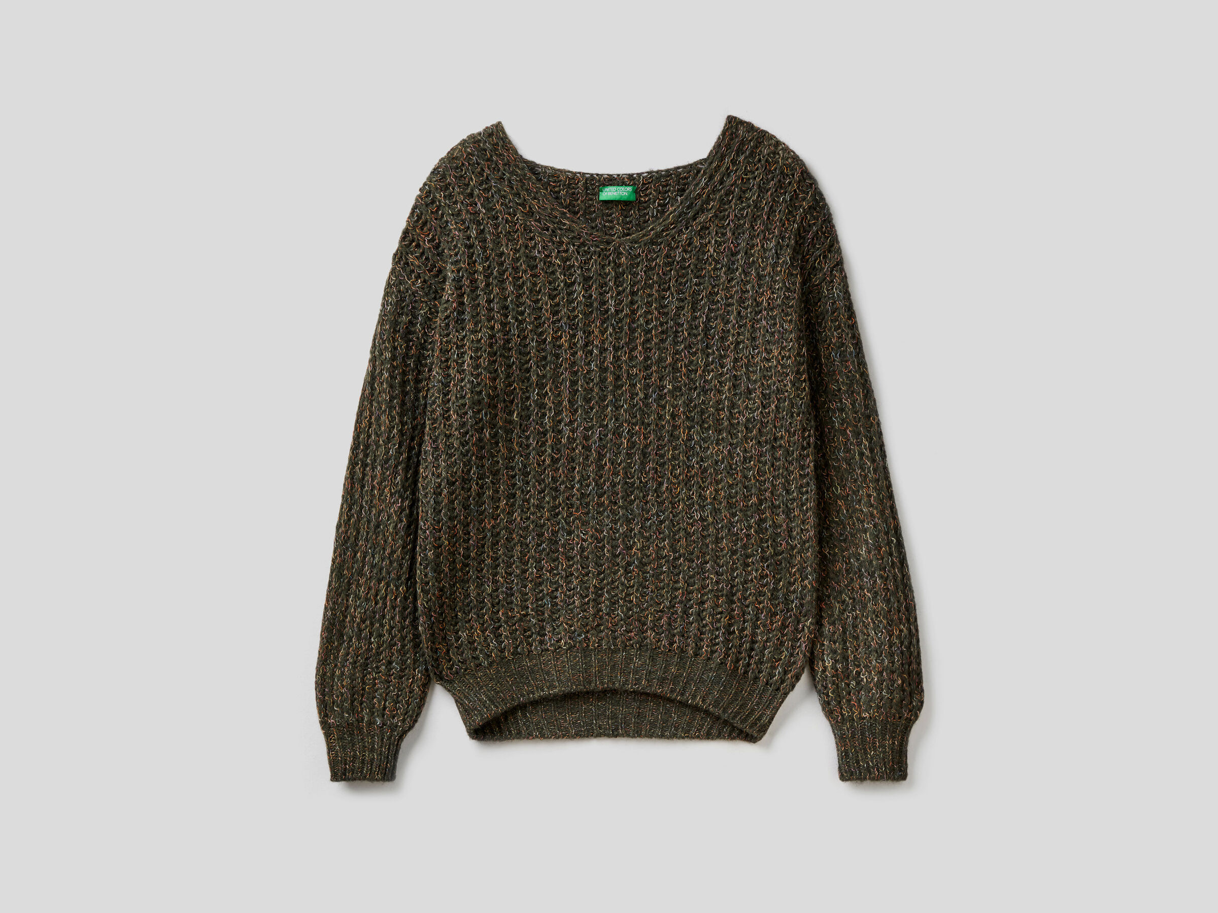 V-neck sweater in wool blend image number 4