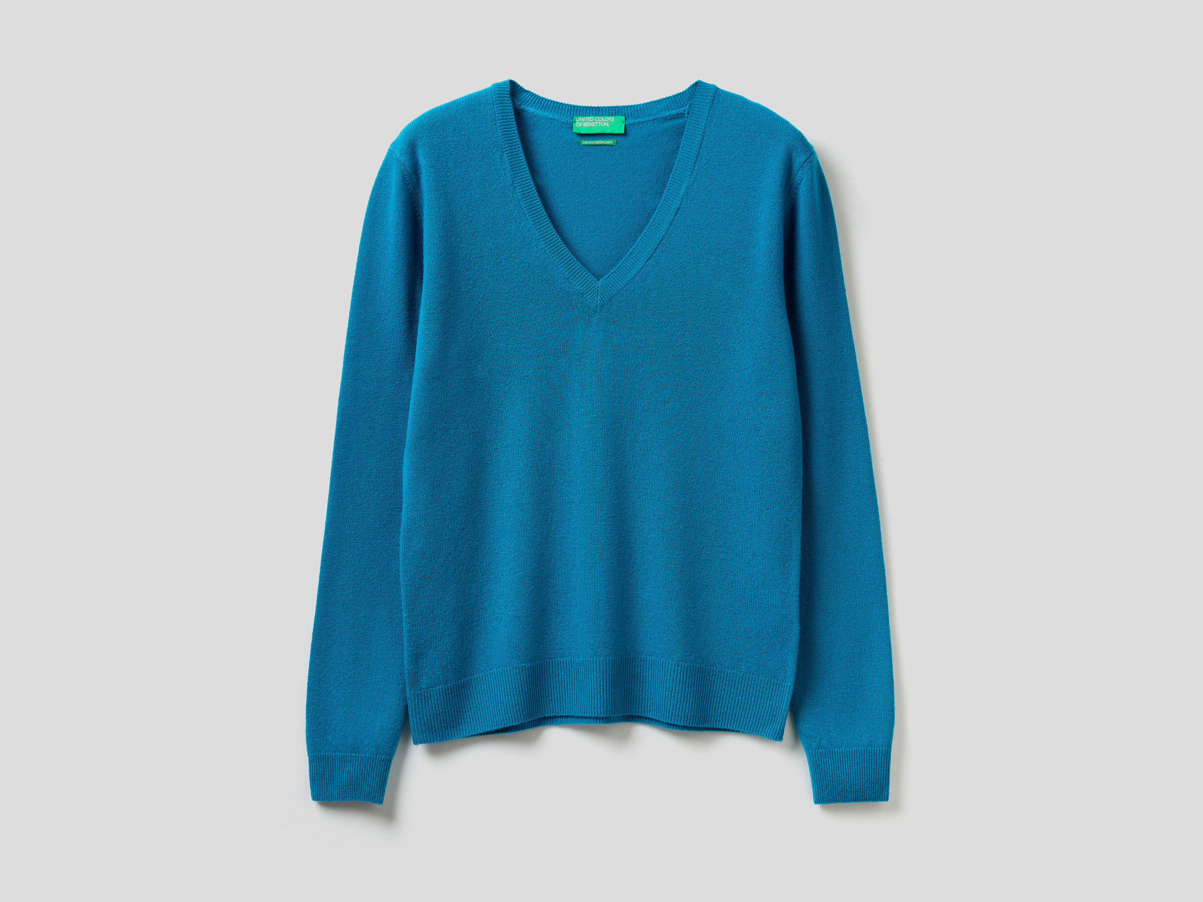 V-neck sweater in pure virgin wool image number 5