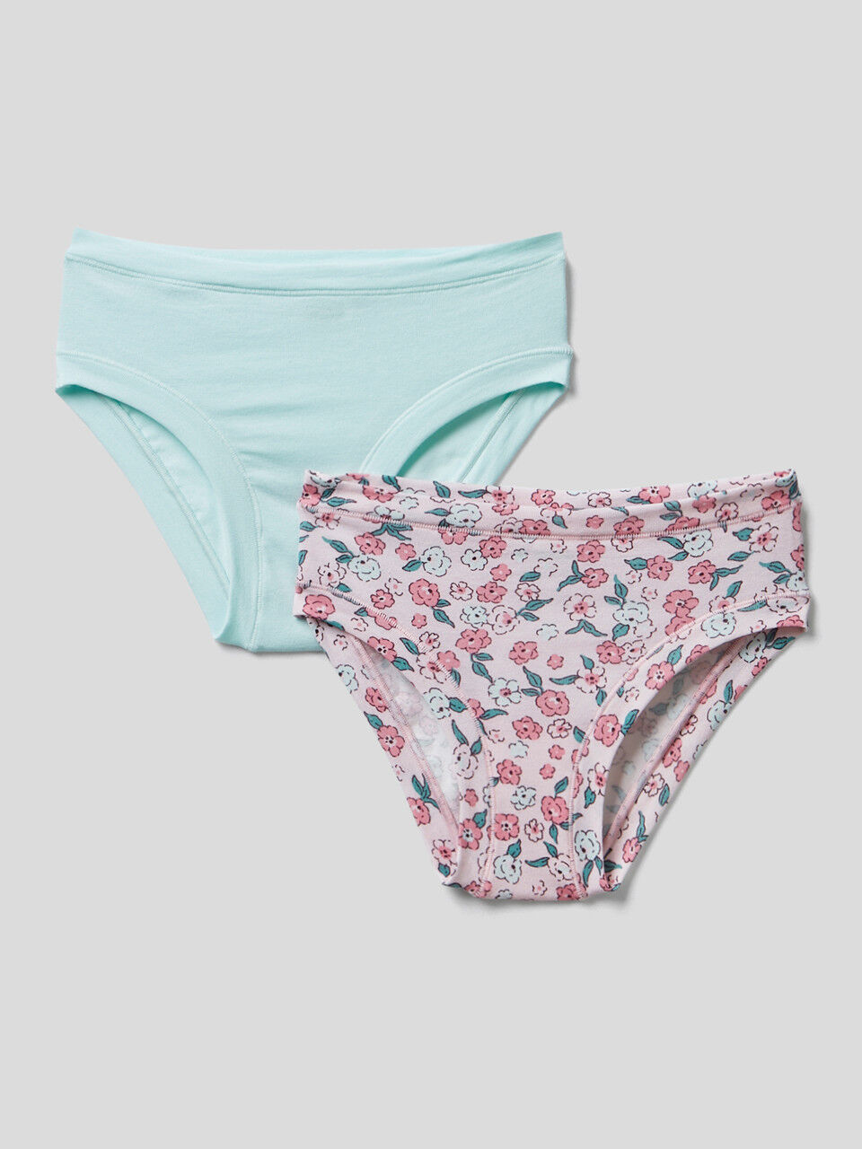 Two pairs of underwear in stretch organic cotton