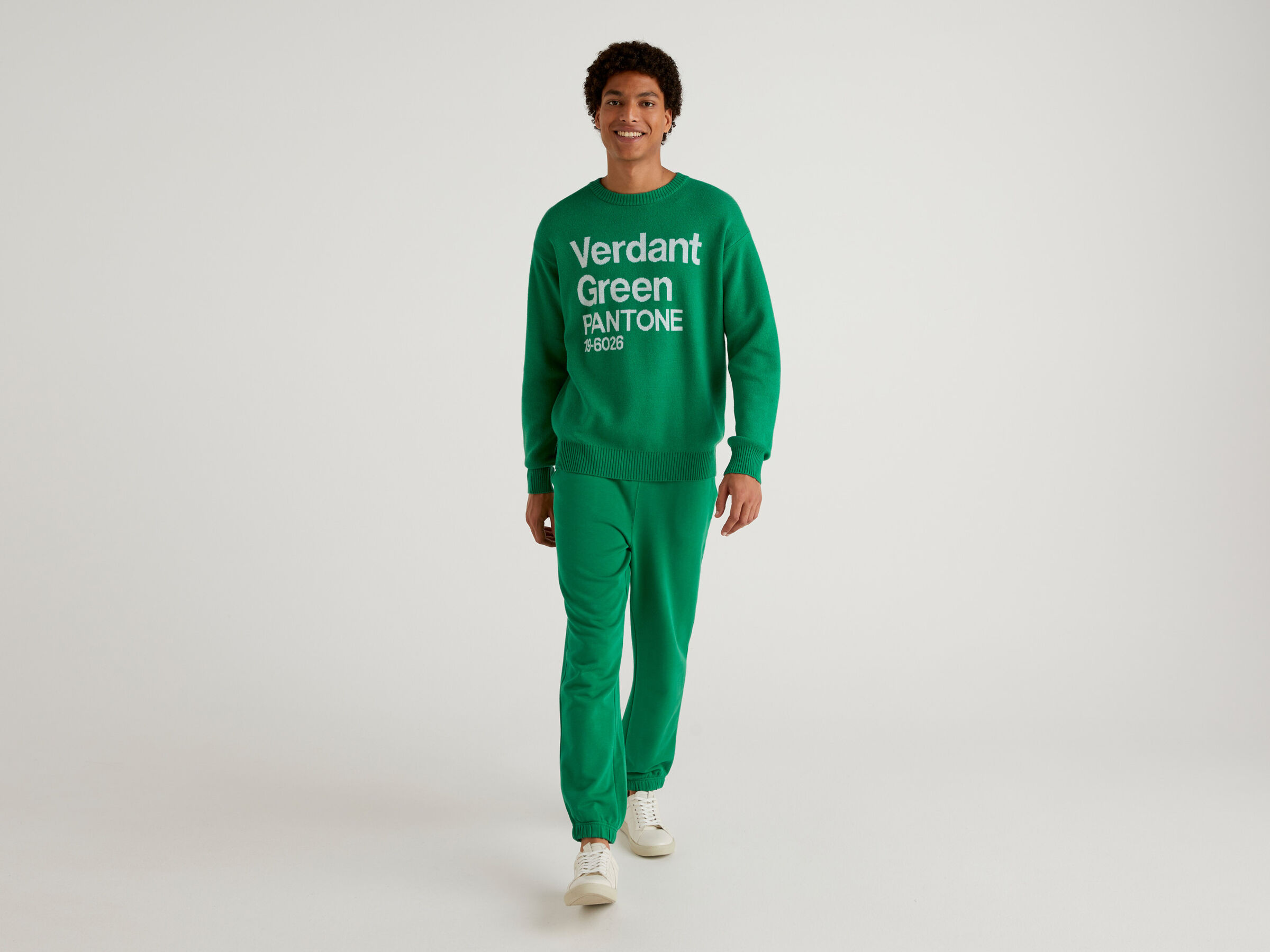 BenettonxPantone™ inlaid sweater image number 3