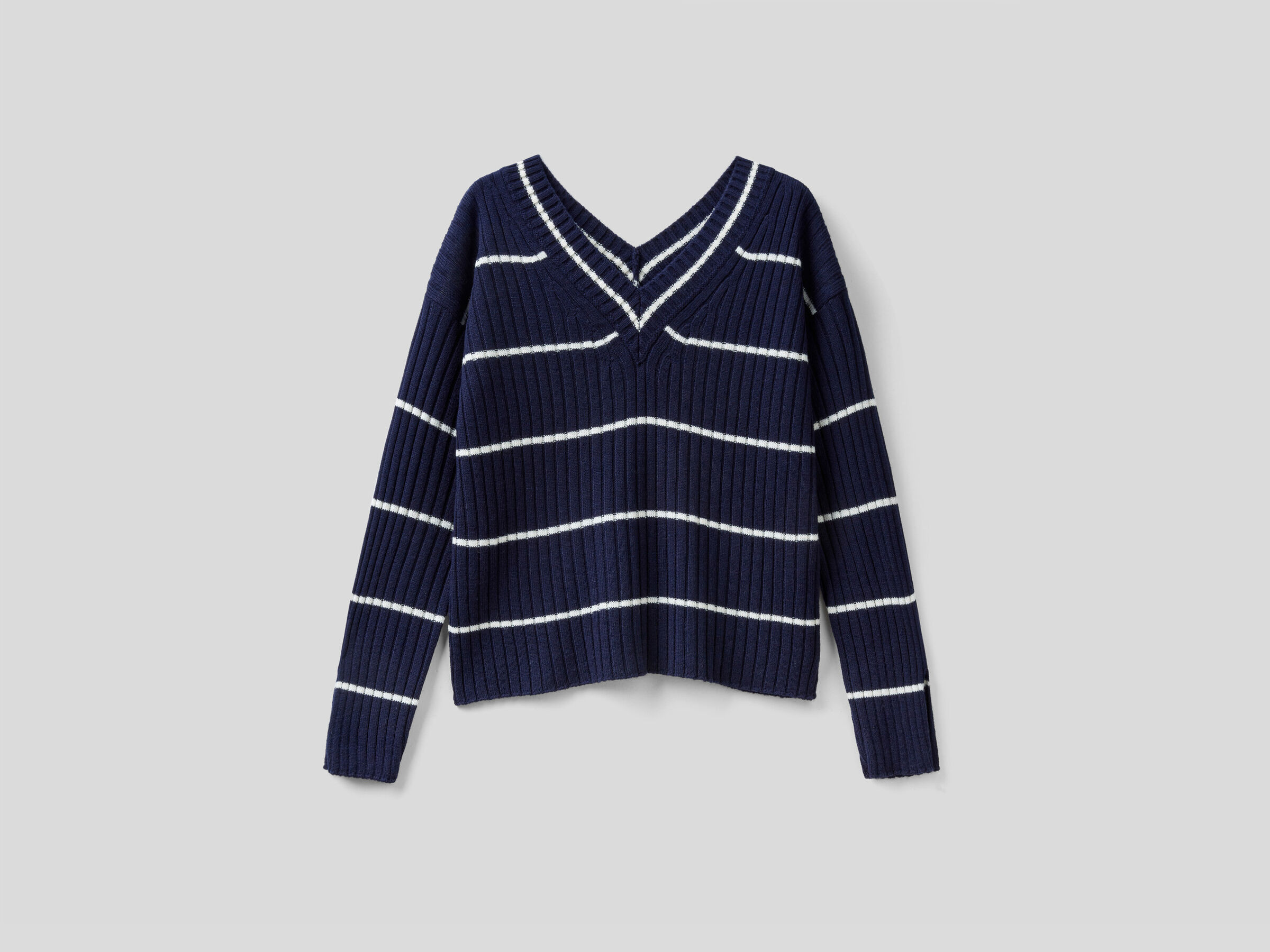 Double fit sweater image number 5