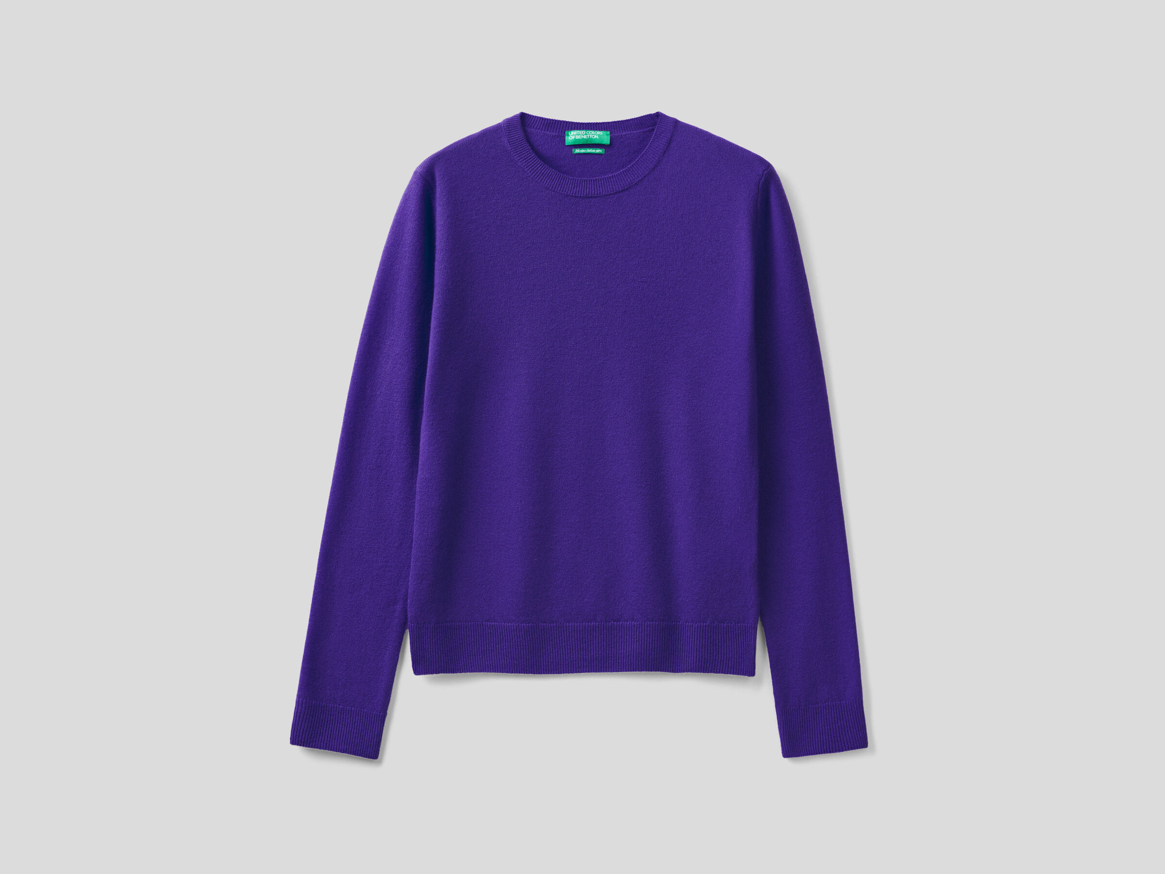Crew neck sweater in pure virgin wool image number 4