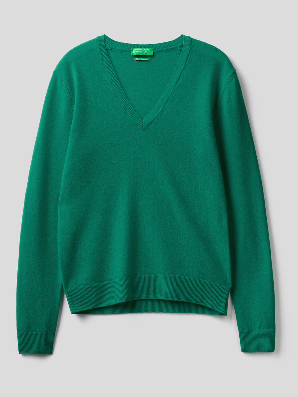 V-neck sweater in pure virgin wool image number 1