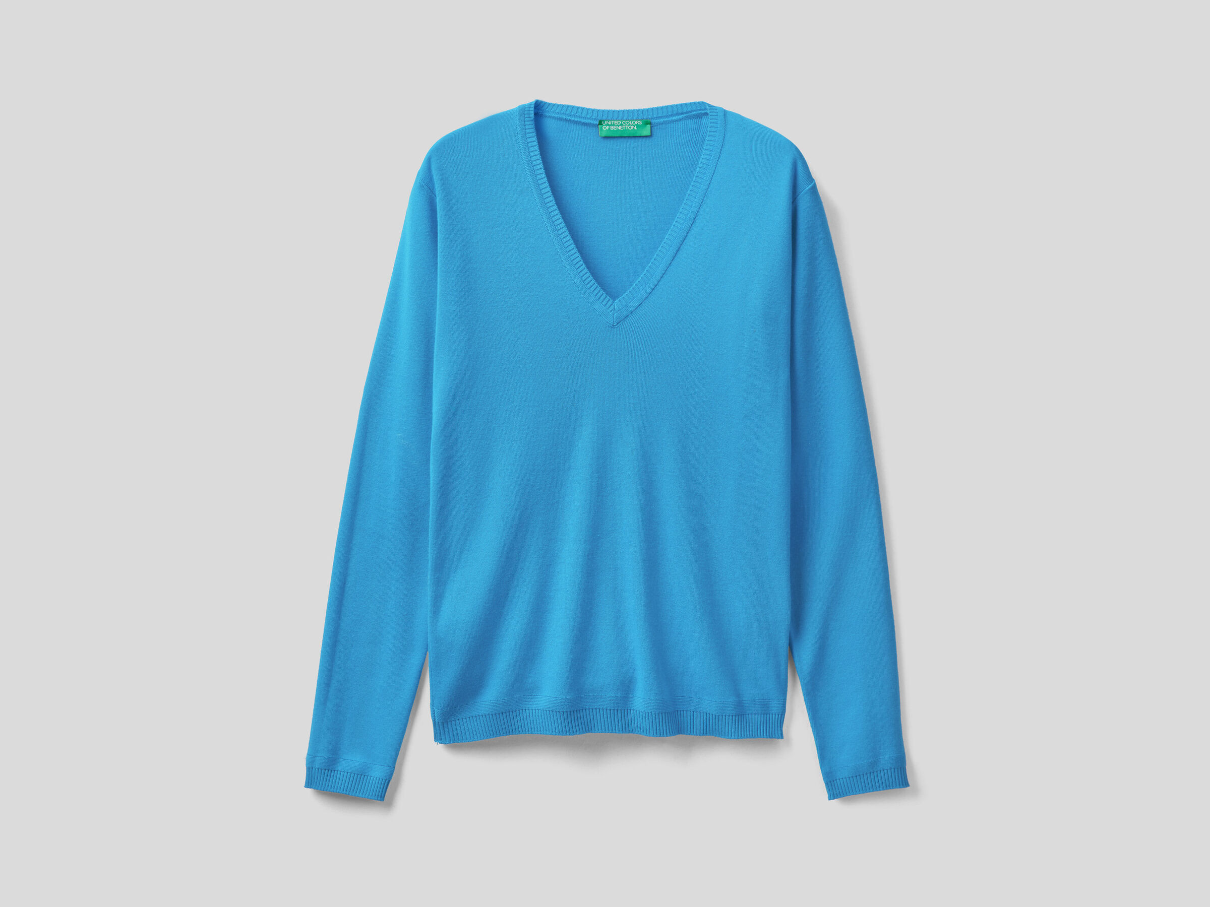 V-neck sweater in pure cotton image number 4