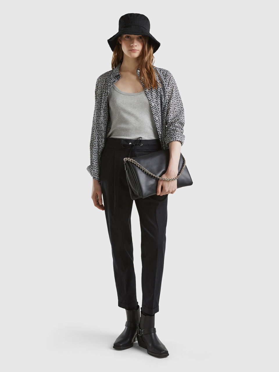 TROUSERS Women image number null