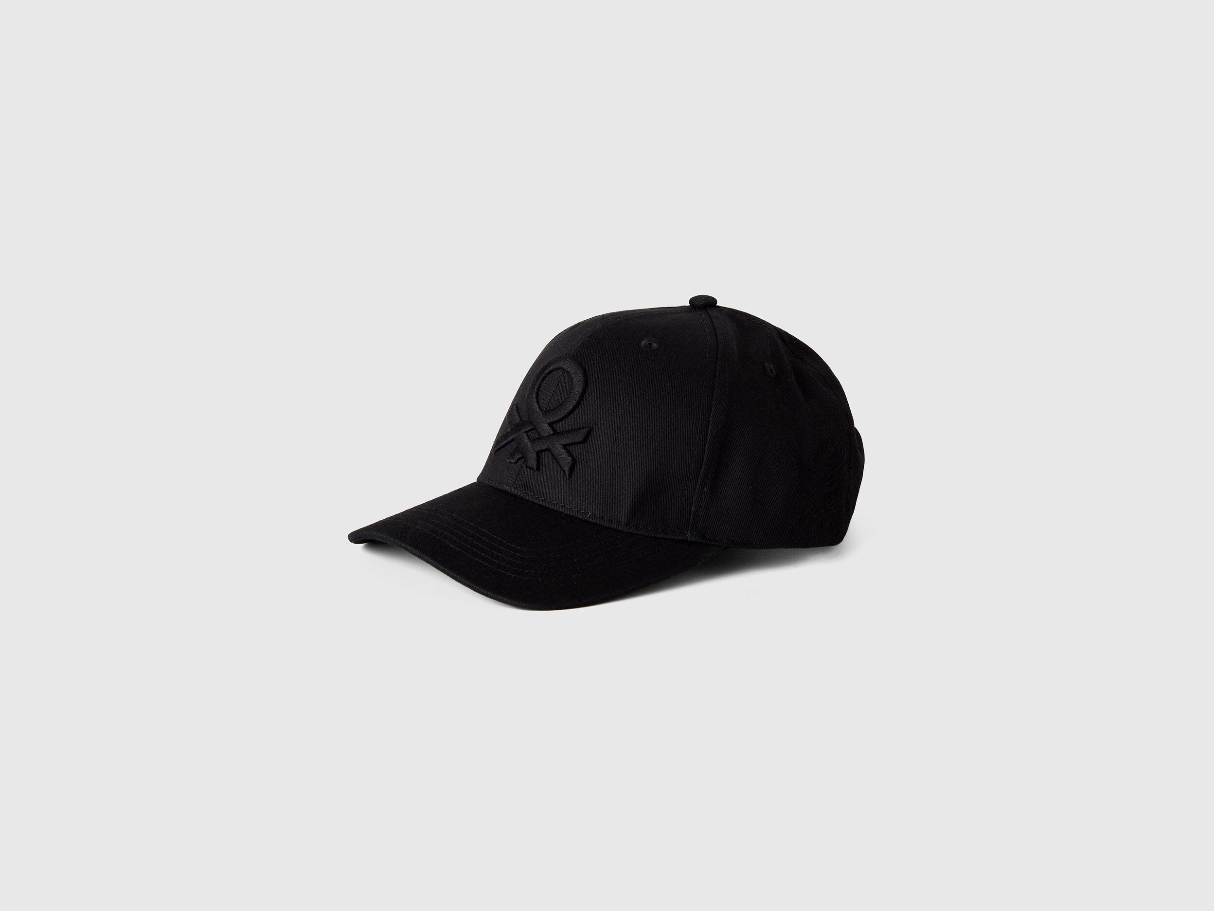 Men s Hats and Caps New Collection Benetton