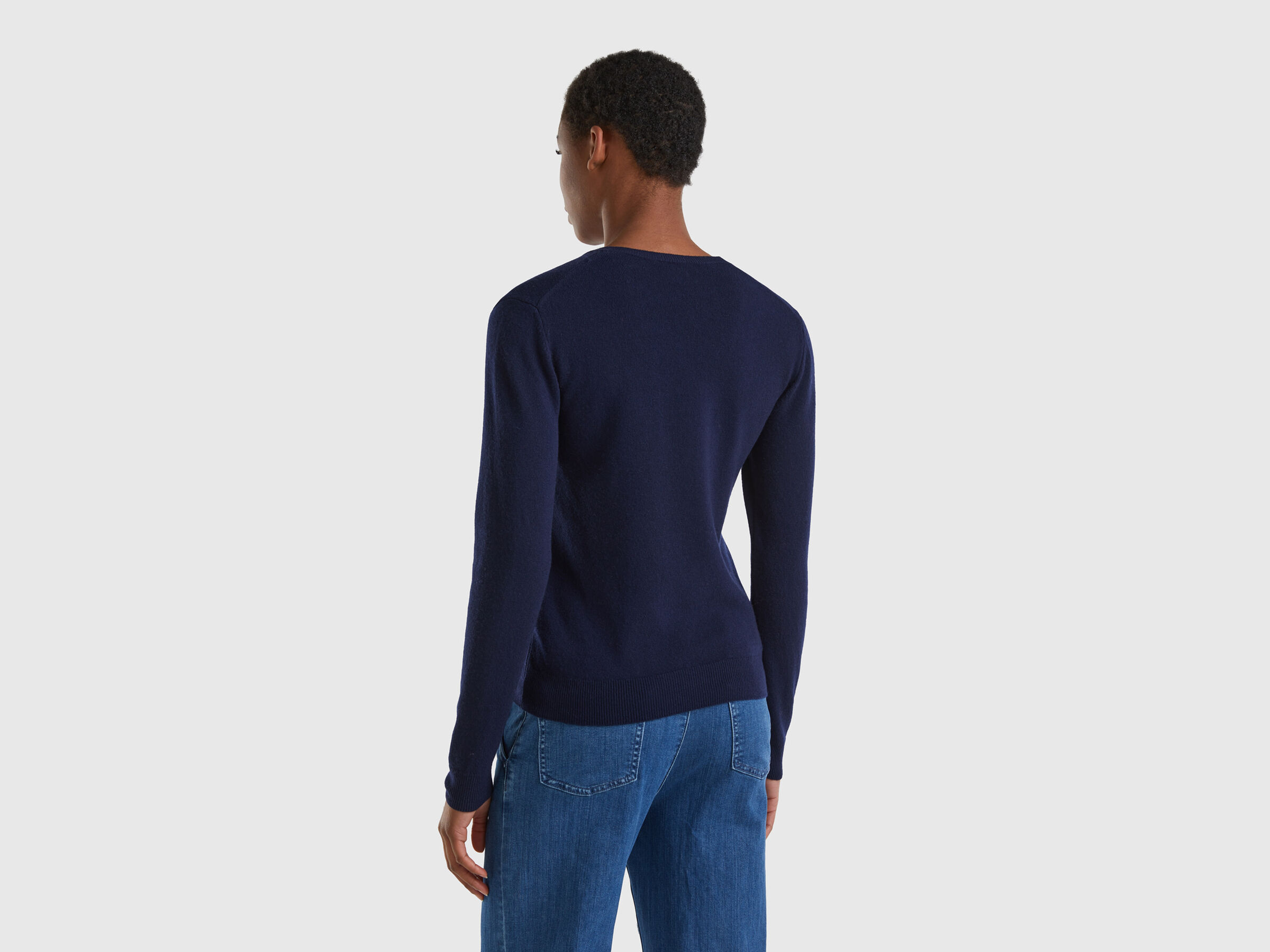 V-neck sweater in pure virgin wool image number 2