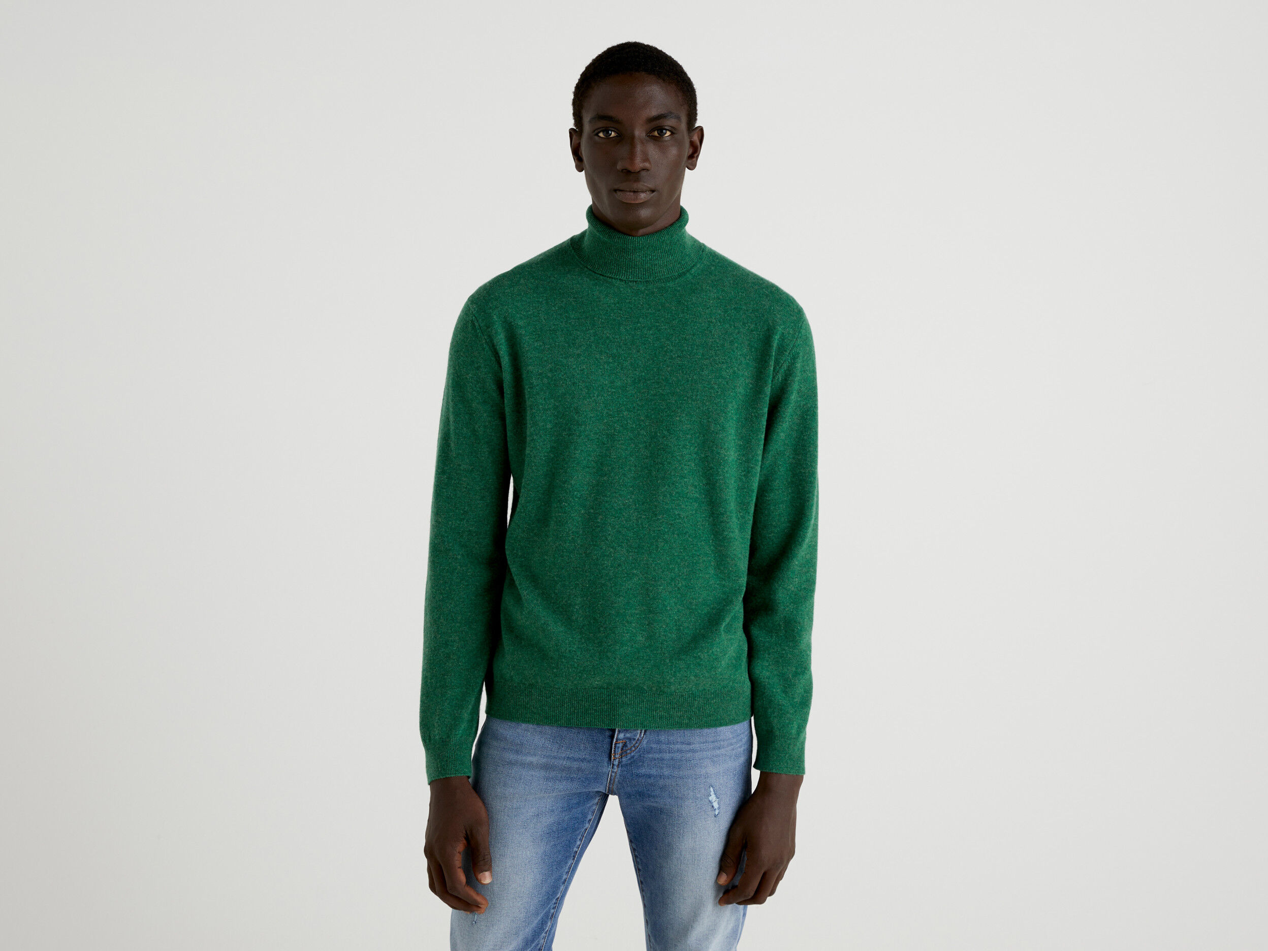 Green turtleneck outlet