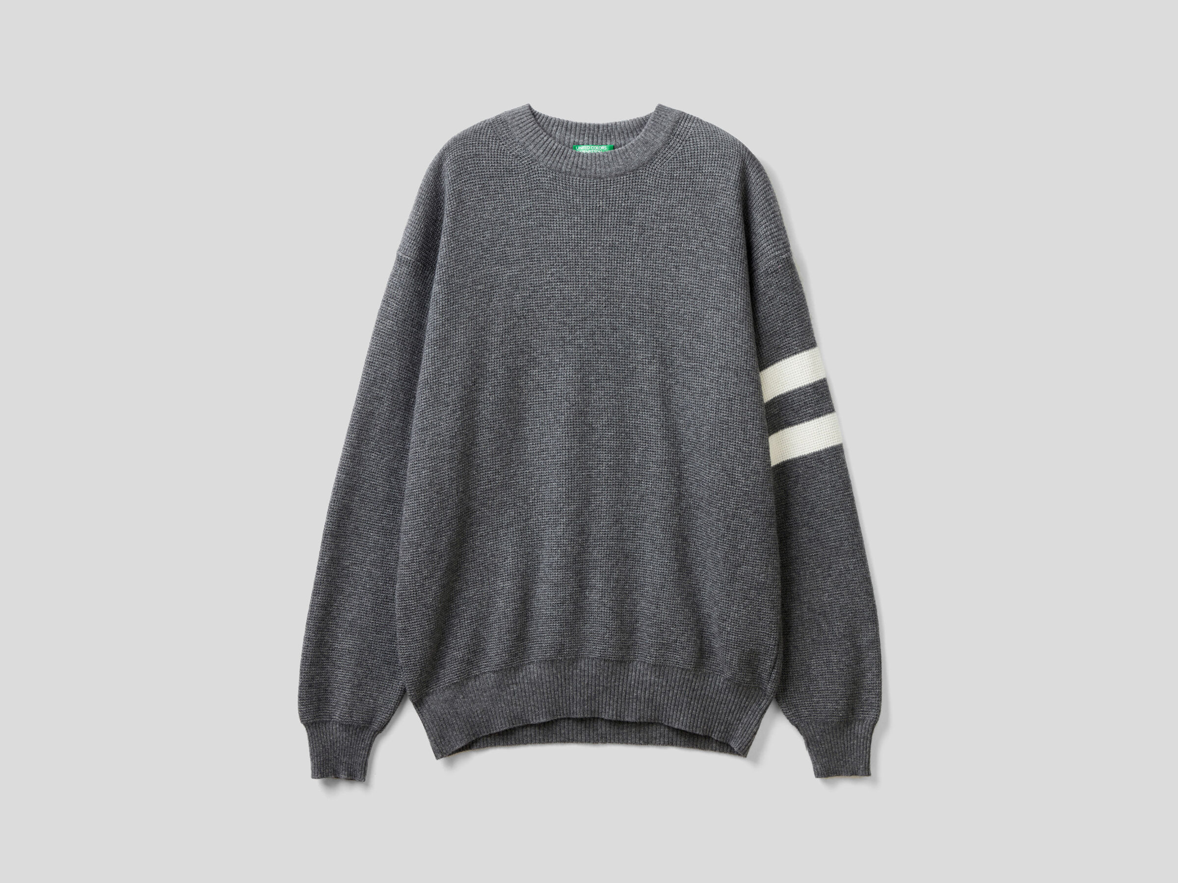 Sweater in cashmere and wool blend image number 4