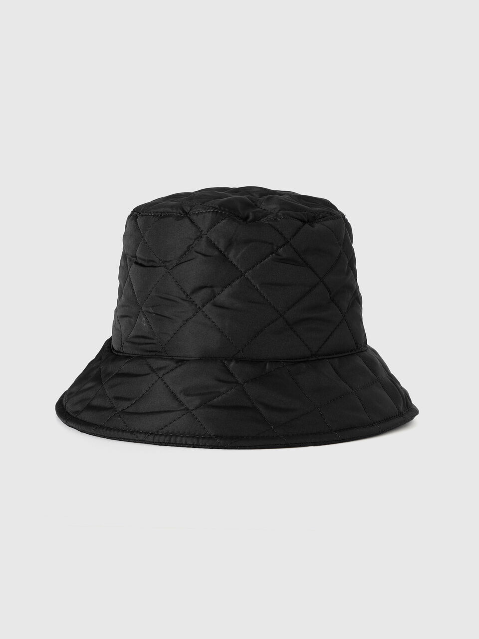 HAT Women image number 2