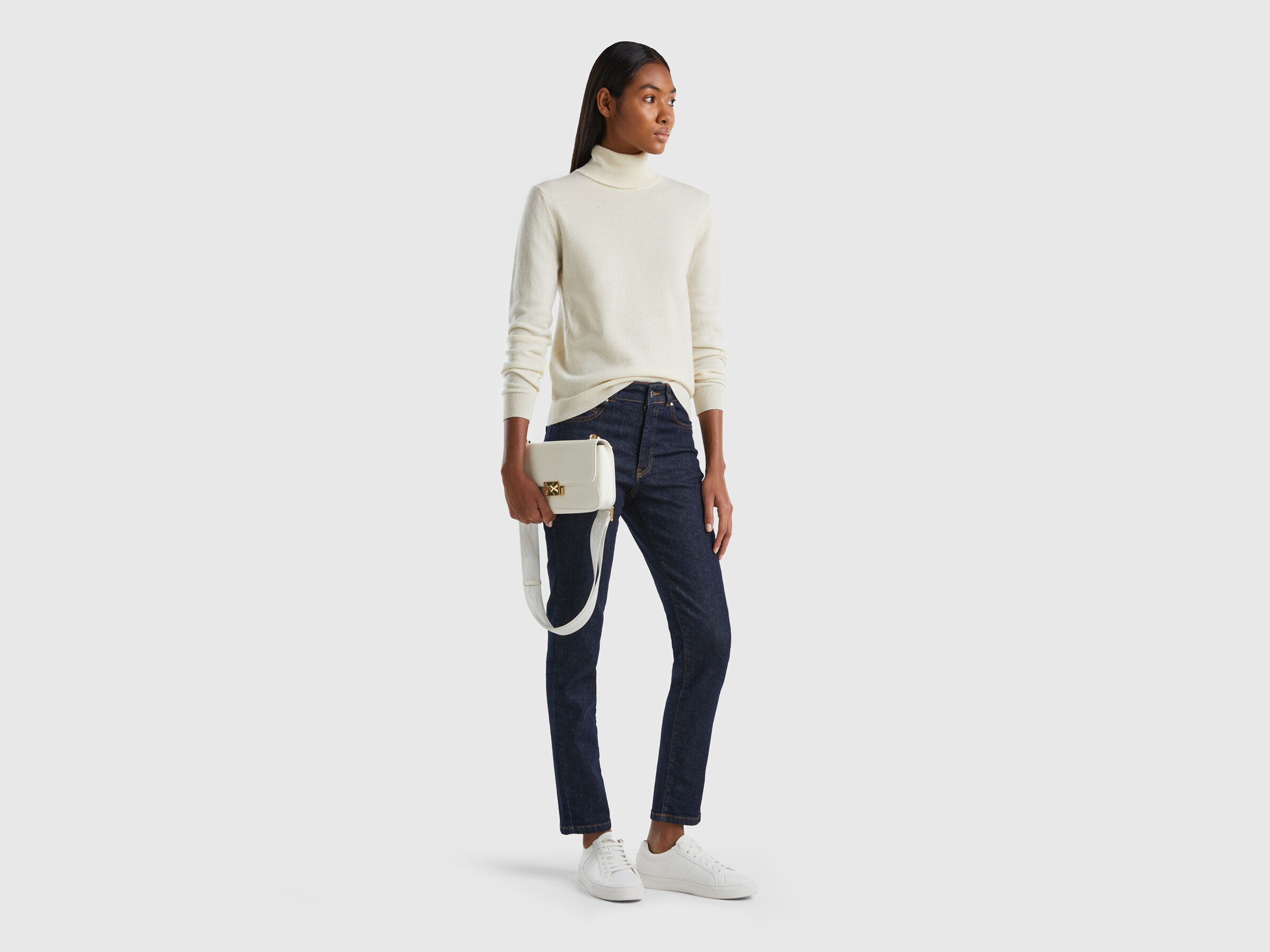 Turtleneck sweater in pure virgin wool image number 3