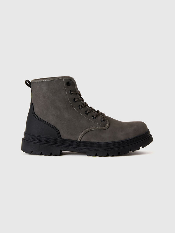 Low lace-up boots Men
