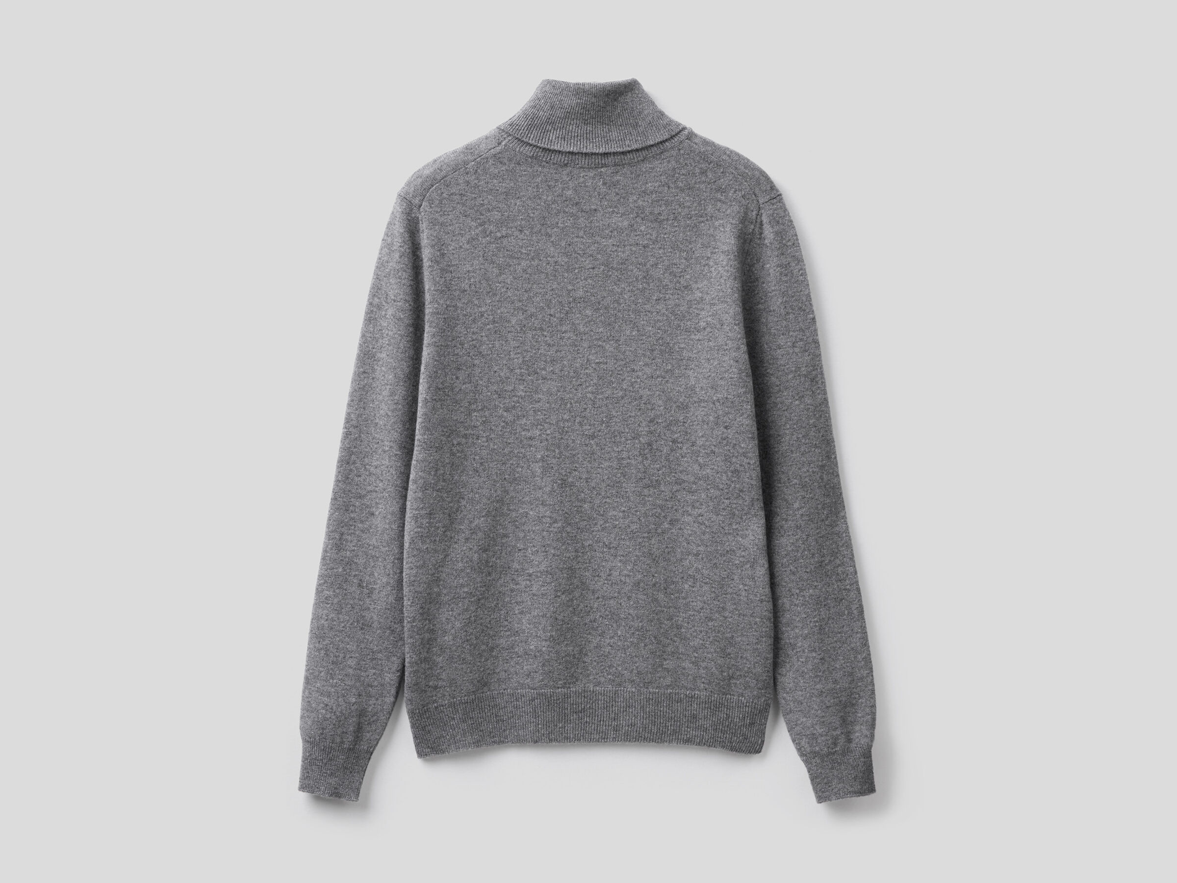 Turtleneck sweater in pure virgin wool image number 6